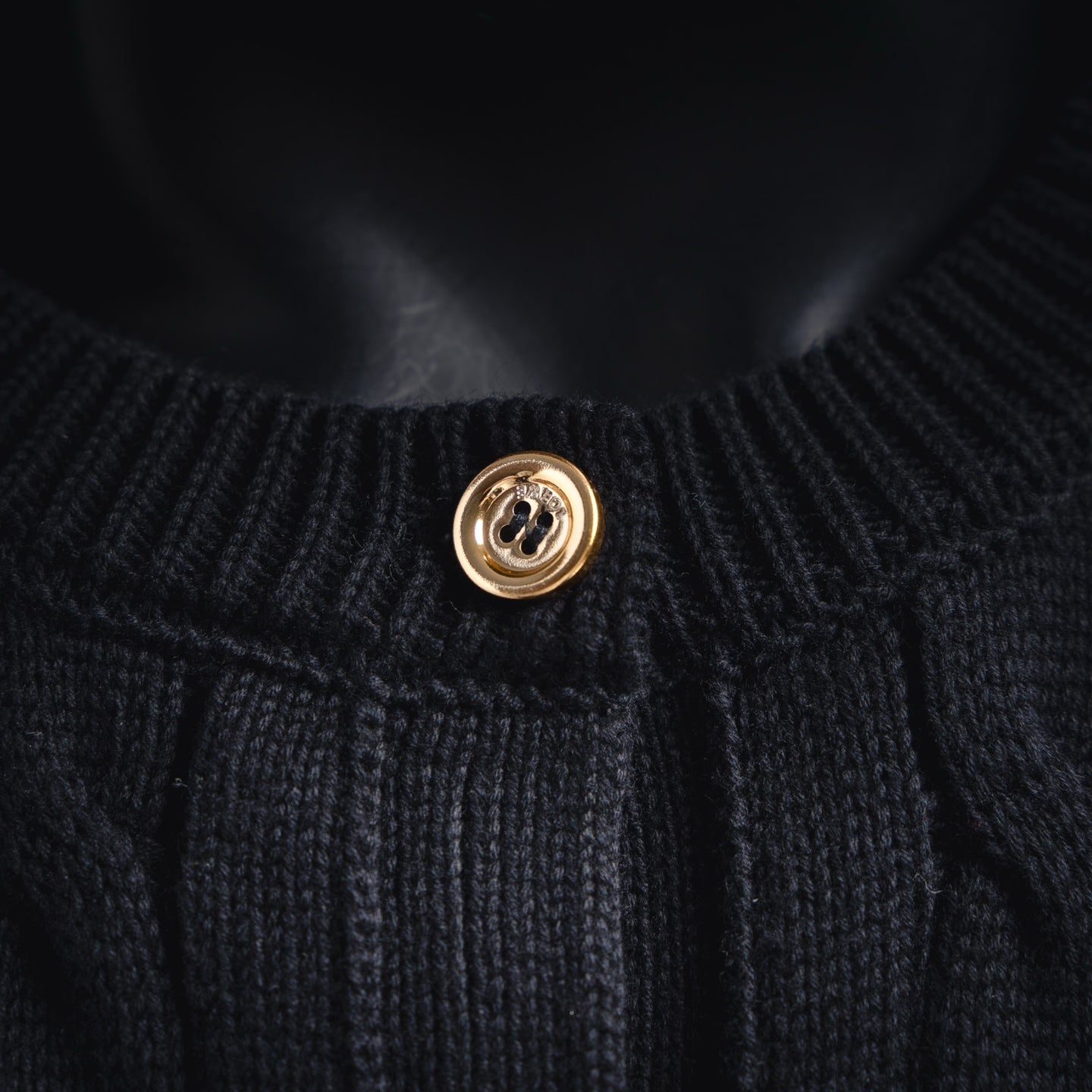 Loe 25fw leisure cardigan