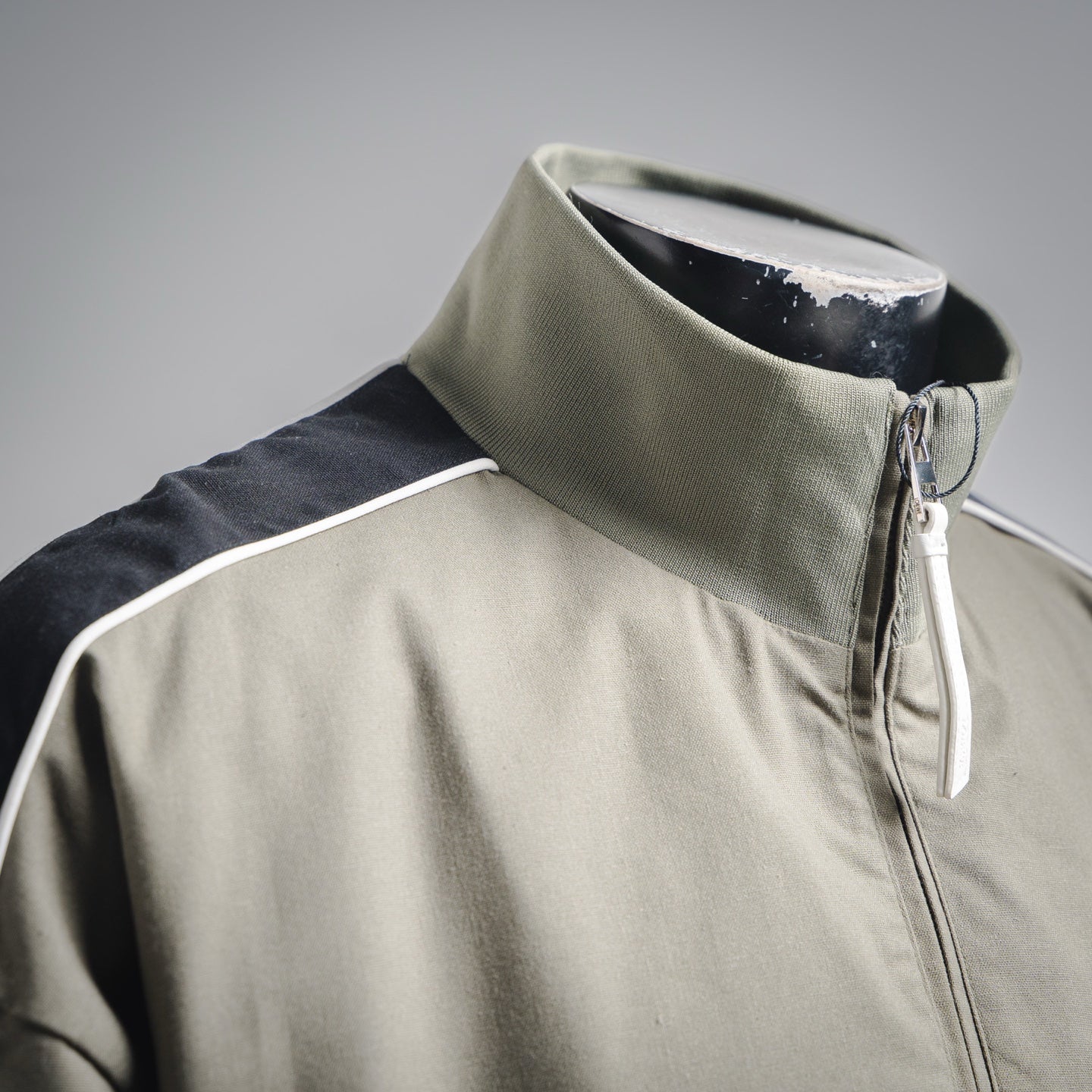 Loe 2f5w embroidered jacket