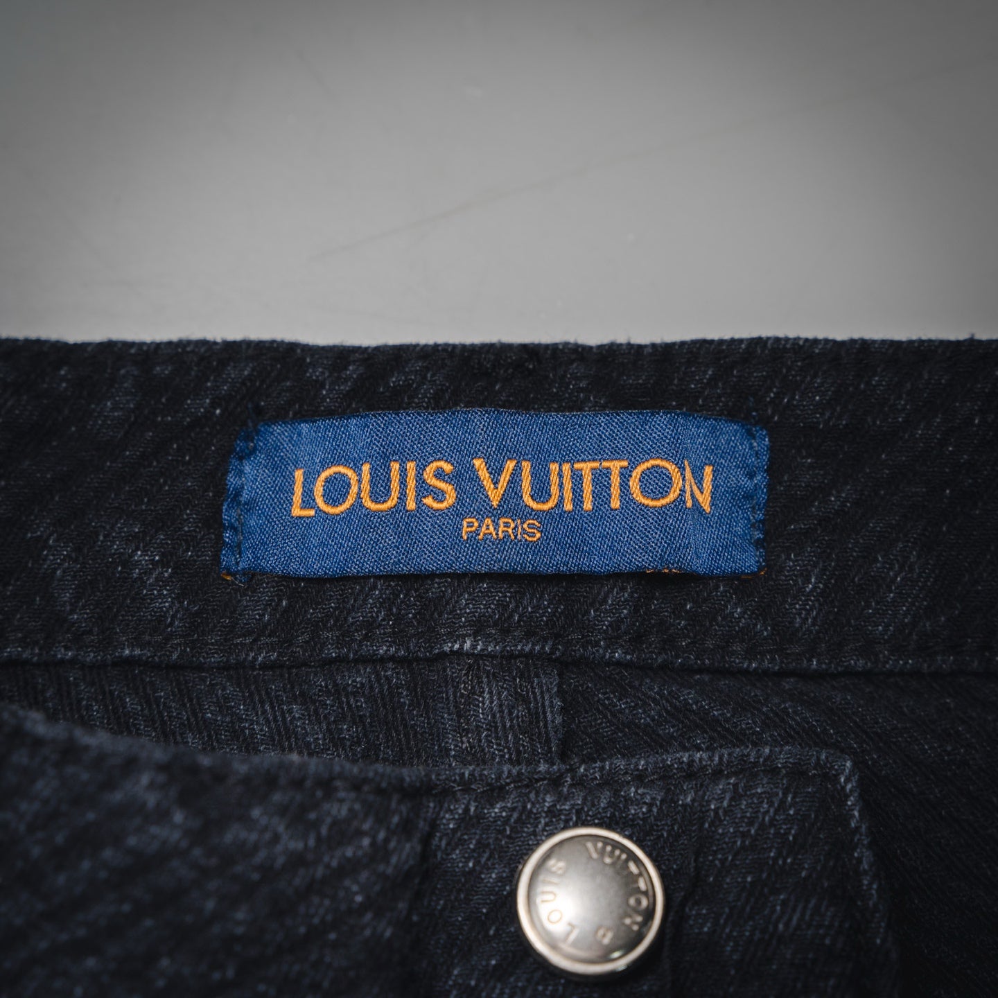 Louis 25fw all-match jeans