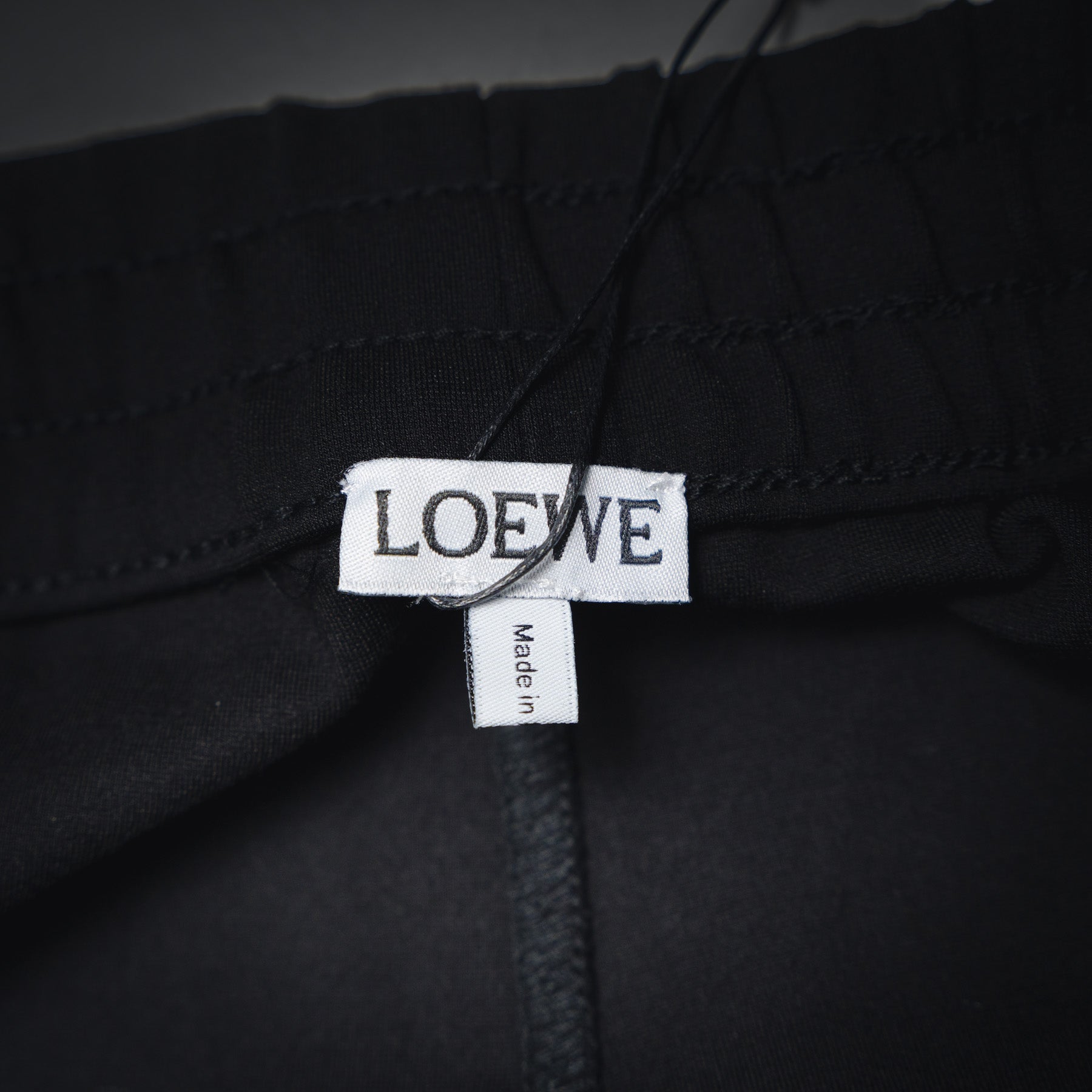 Loe 25fw embroidered pants