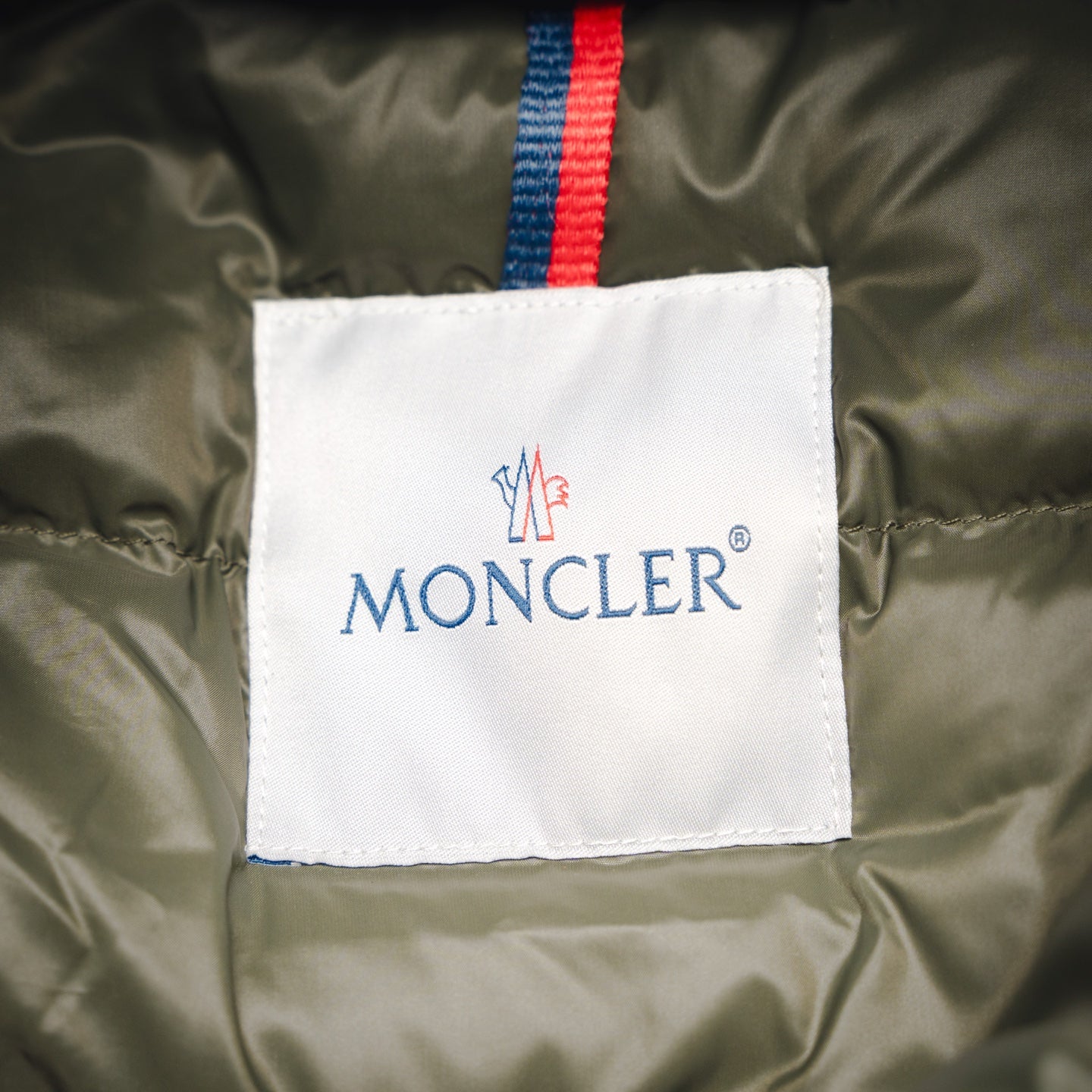 Mon 25fw down jacket