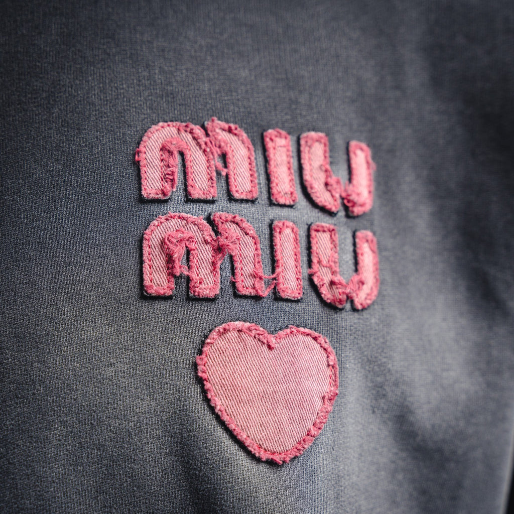 Miu 25fw all-match hoodie