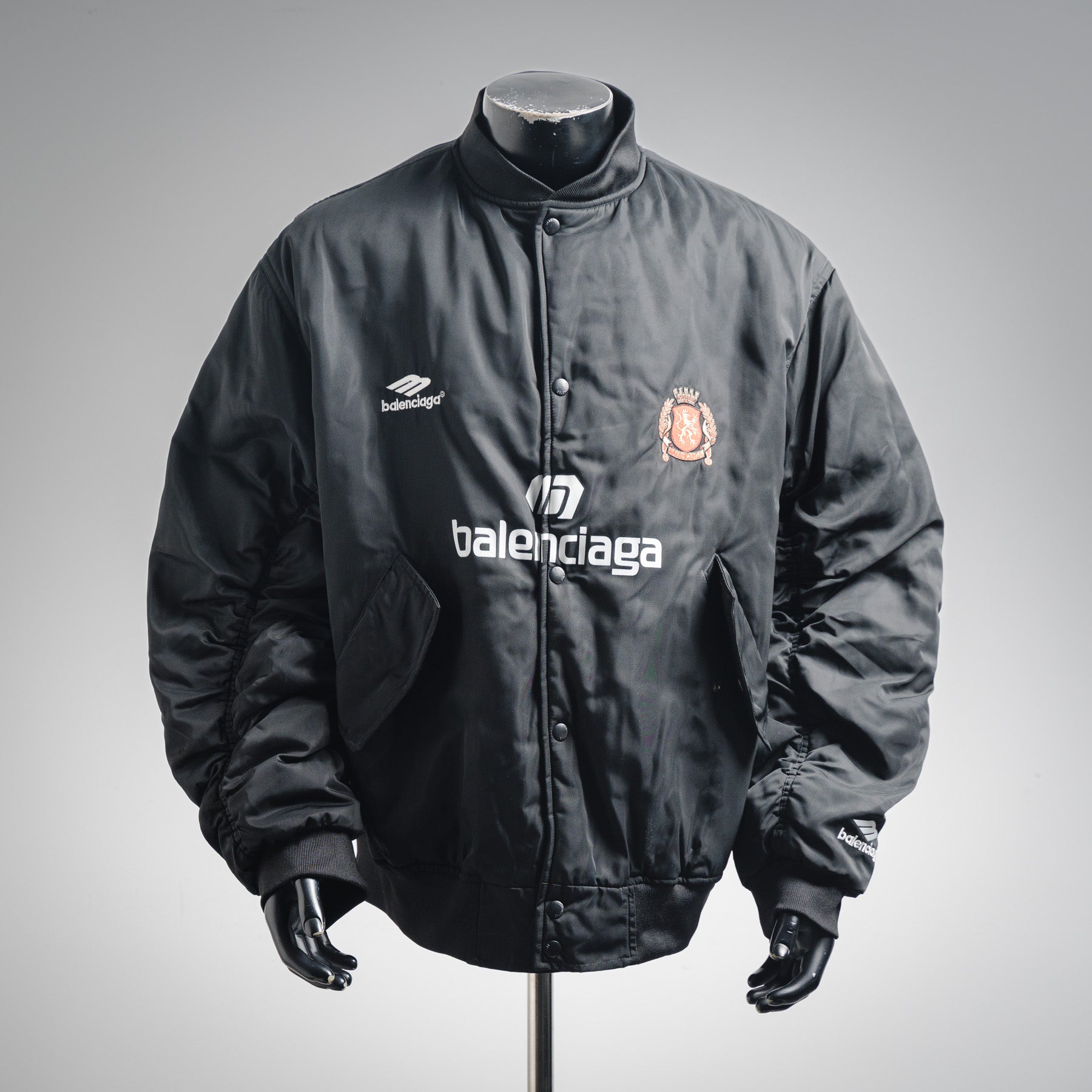 Balen 25fw embroidered jacket