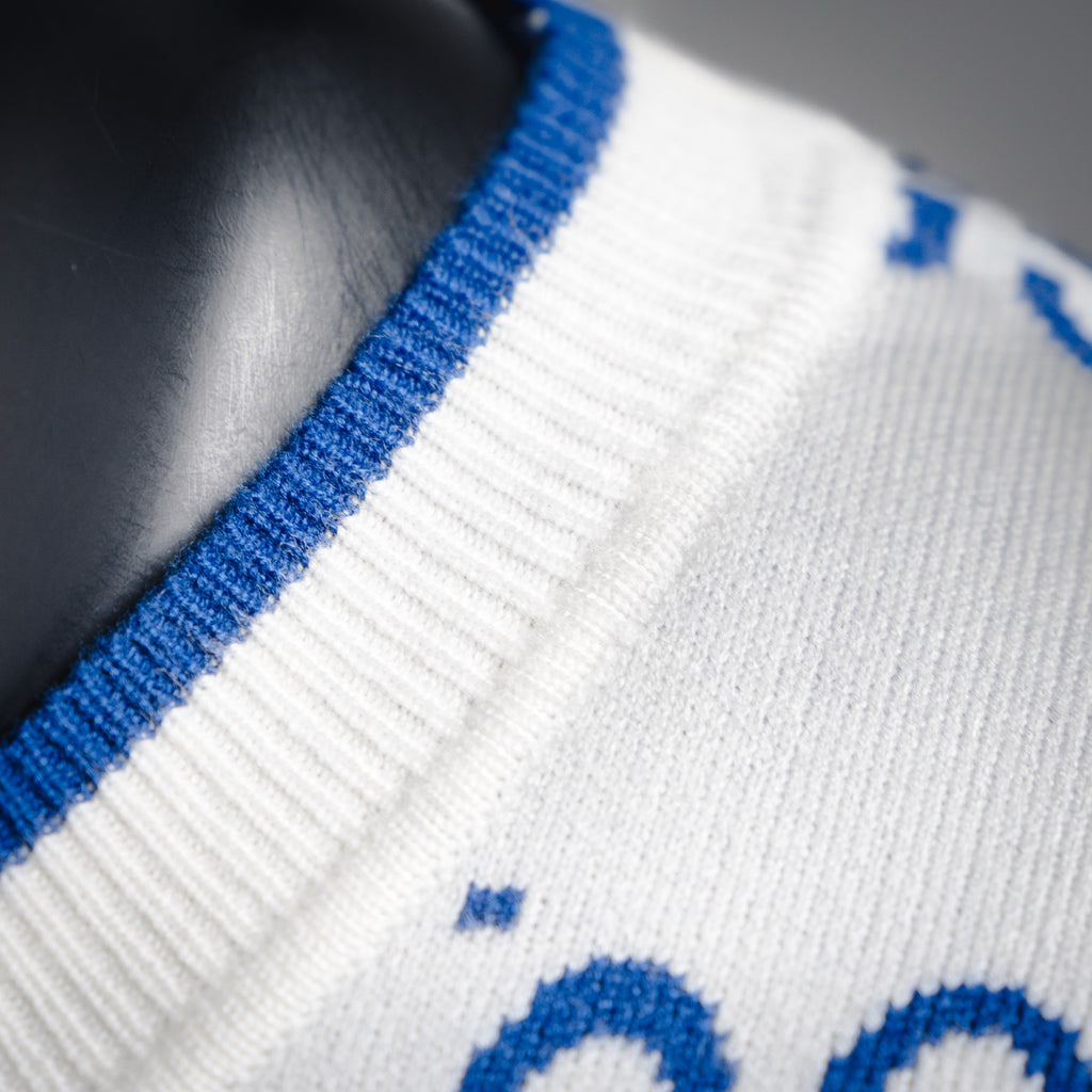 Guc 25fw embroidered sweater