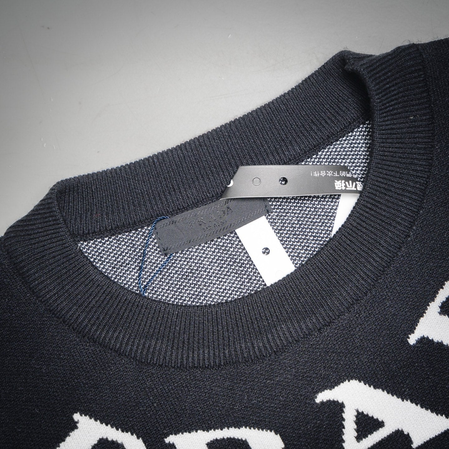 Pra 25fw knitted sweater