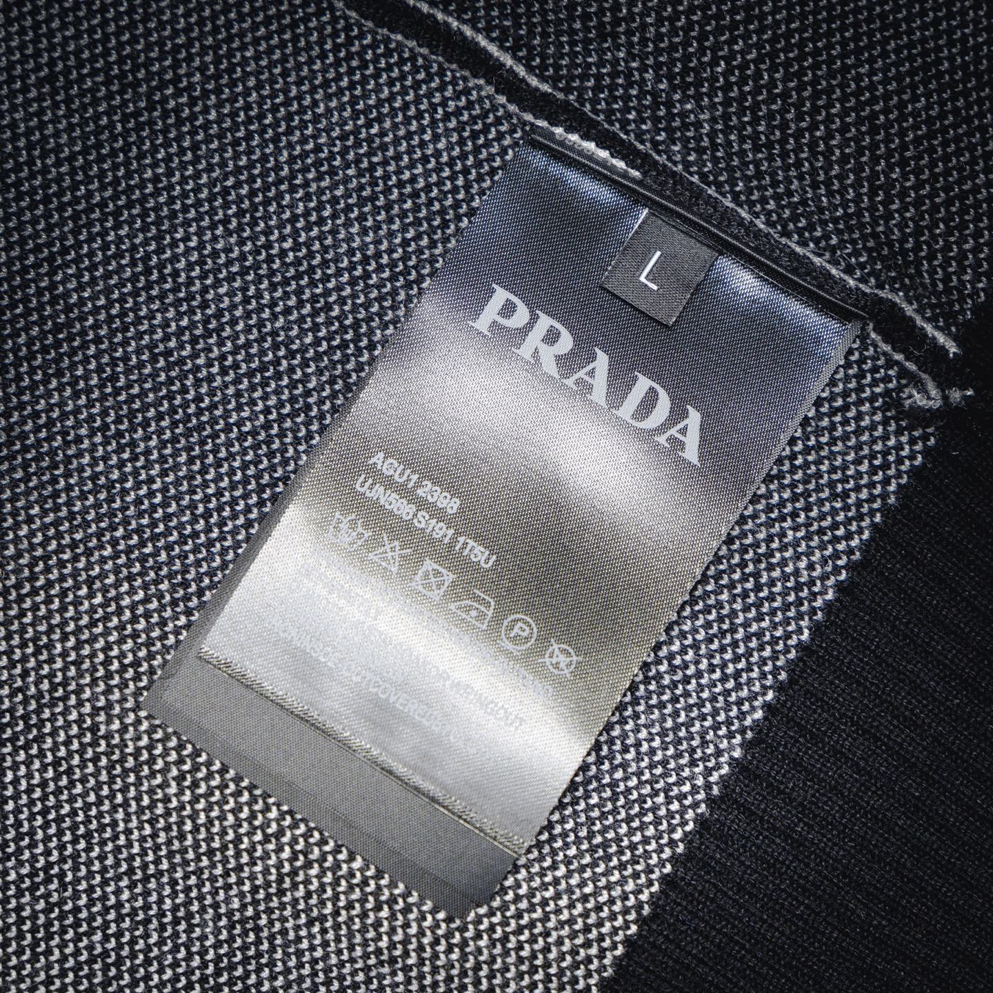 Pra 25fw knitted sweater