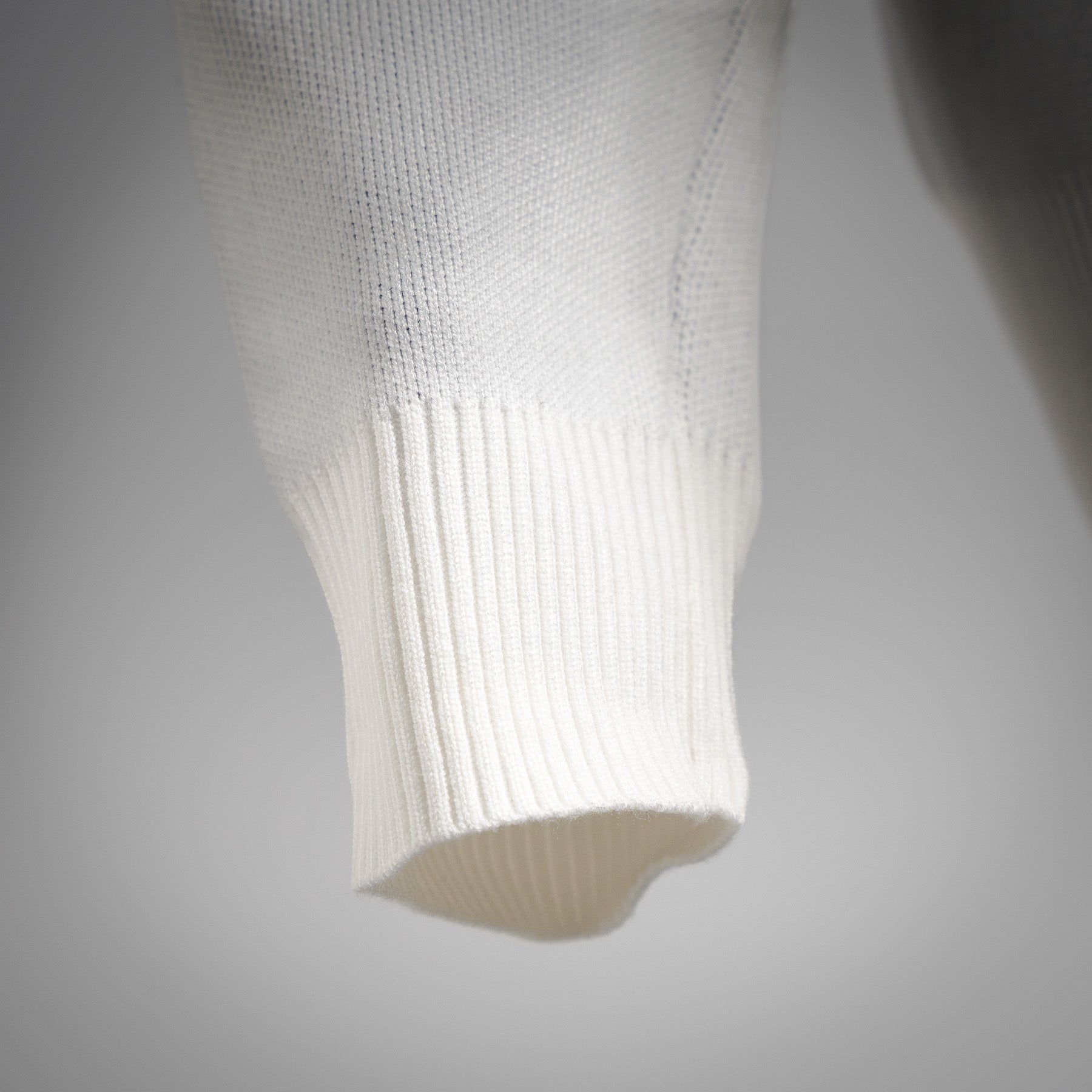 Pra 25fw knitted sweater