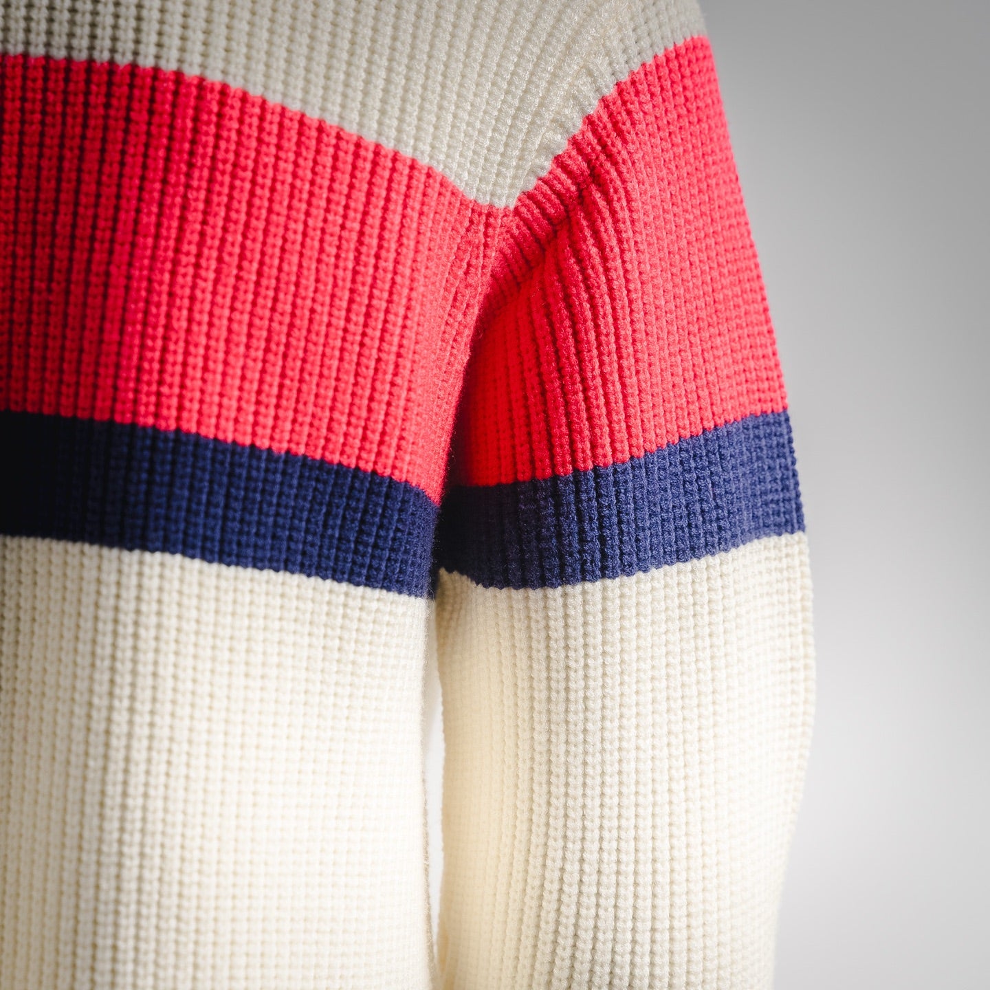 Guc 25fw knitted sweater