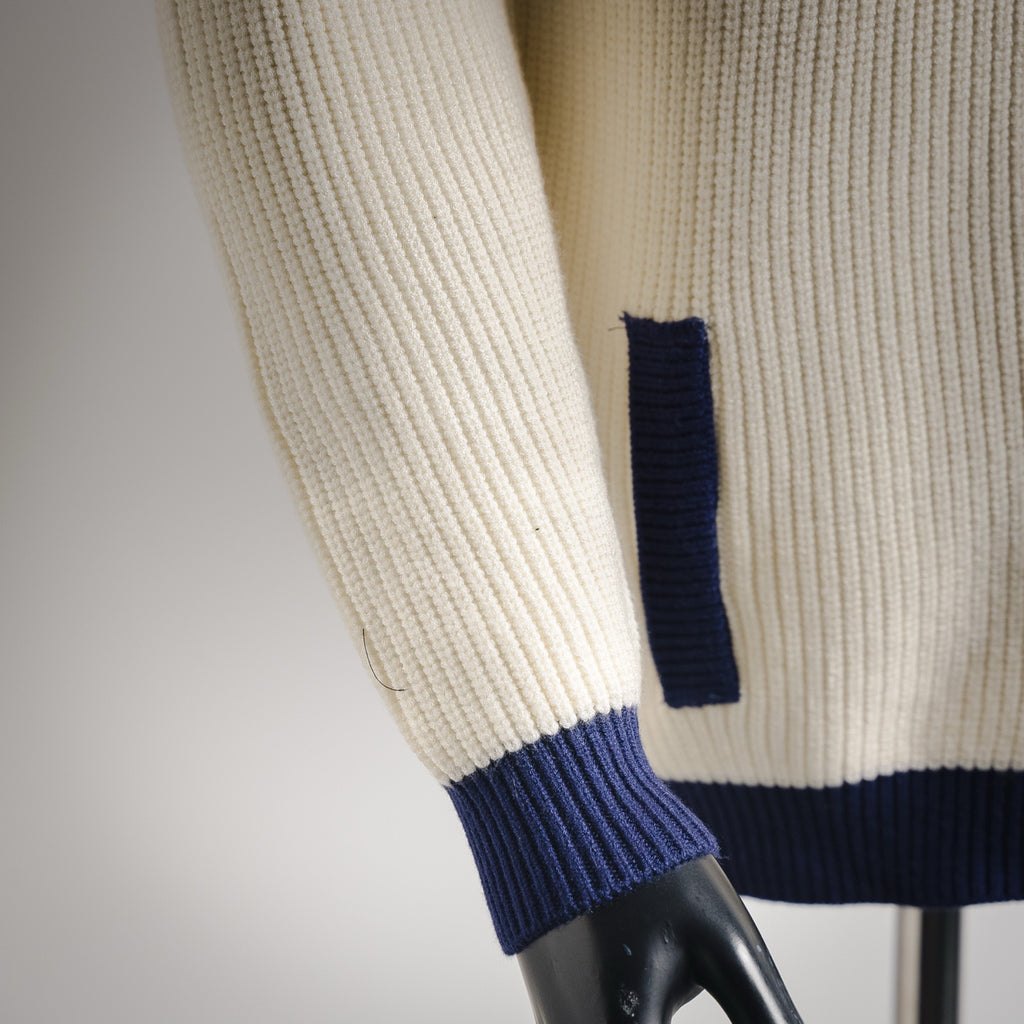 Guc 25fw knitted sweater