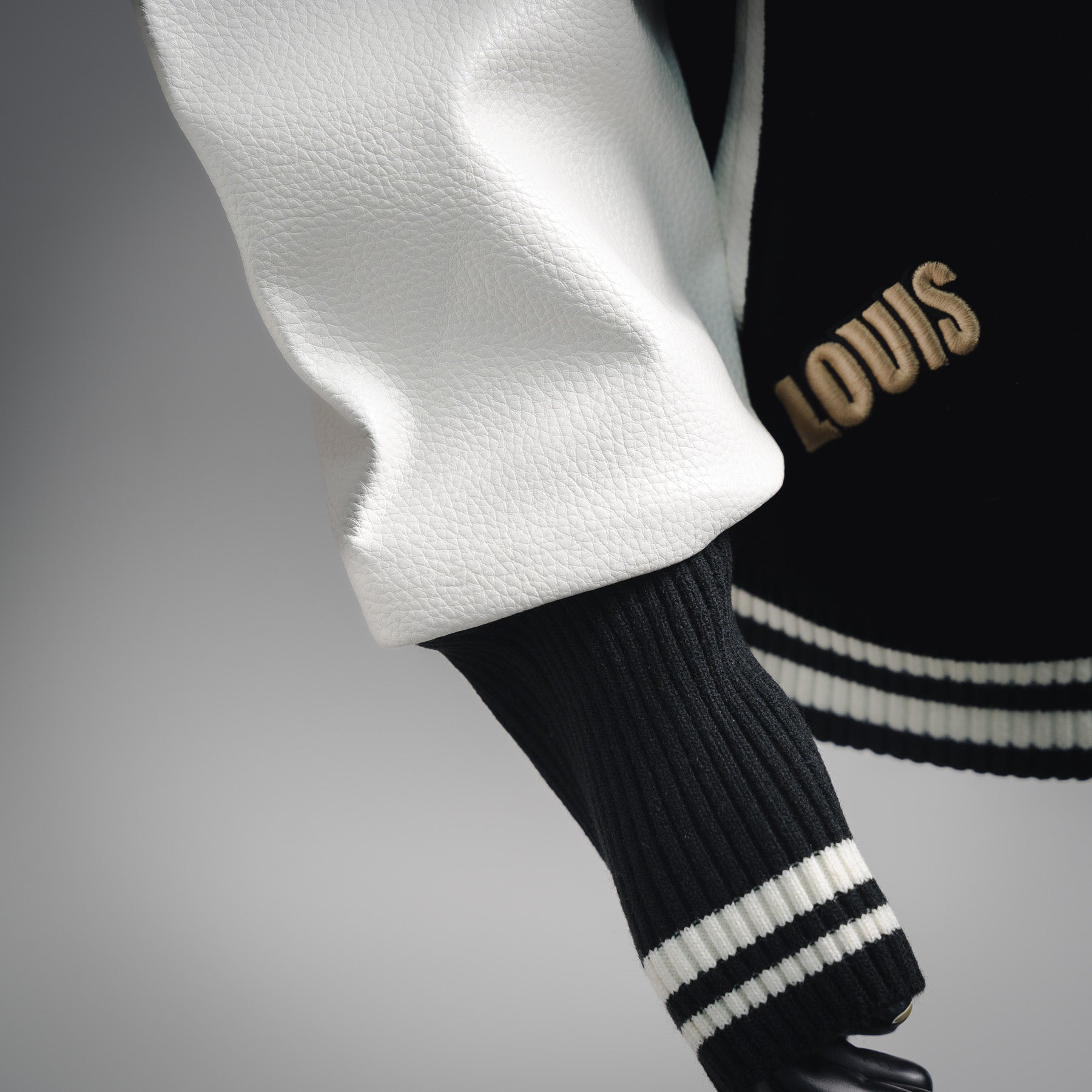 Louis 25fw embroidered jacket