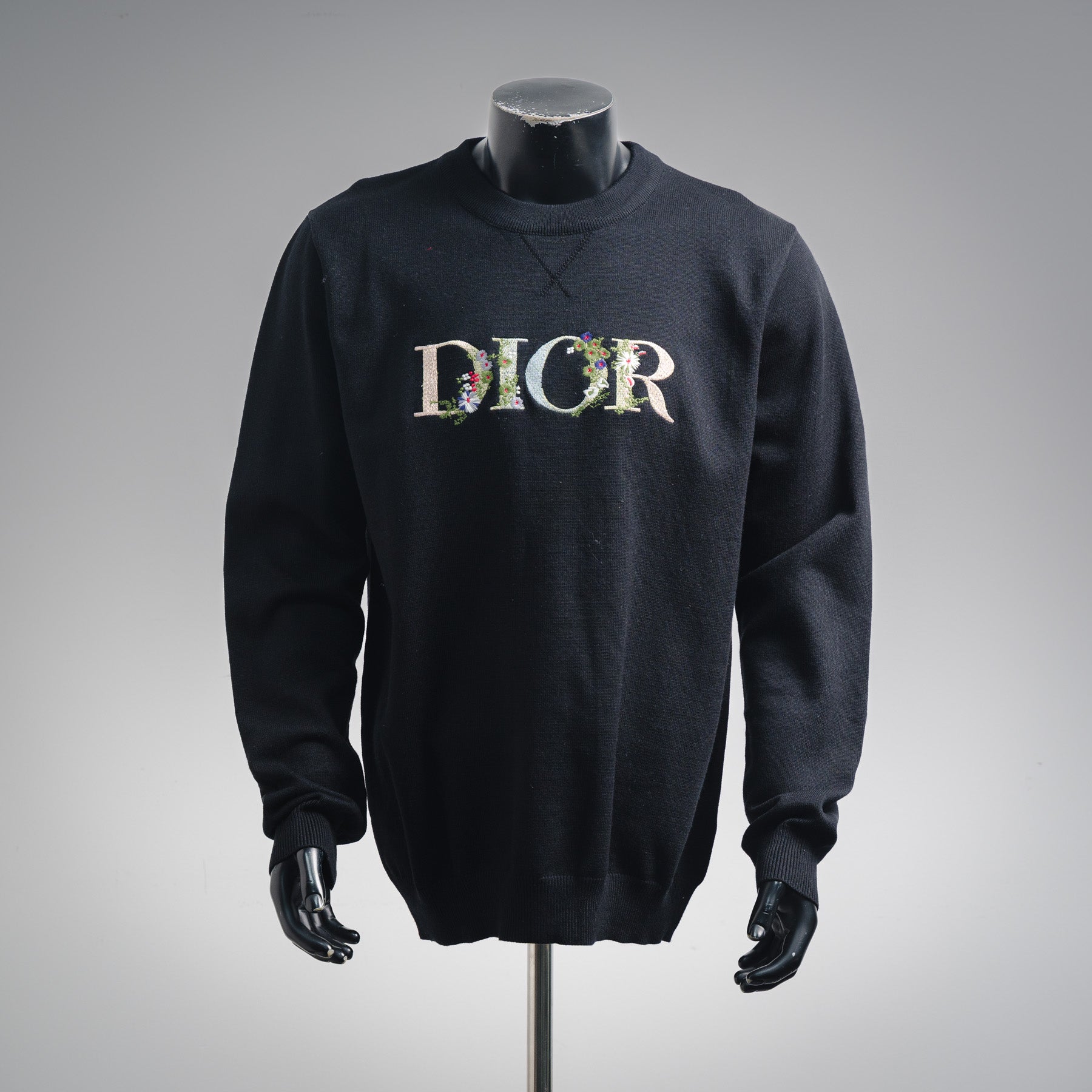 CD 25fw embroidered sweater
