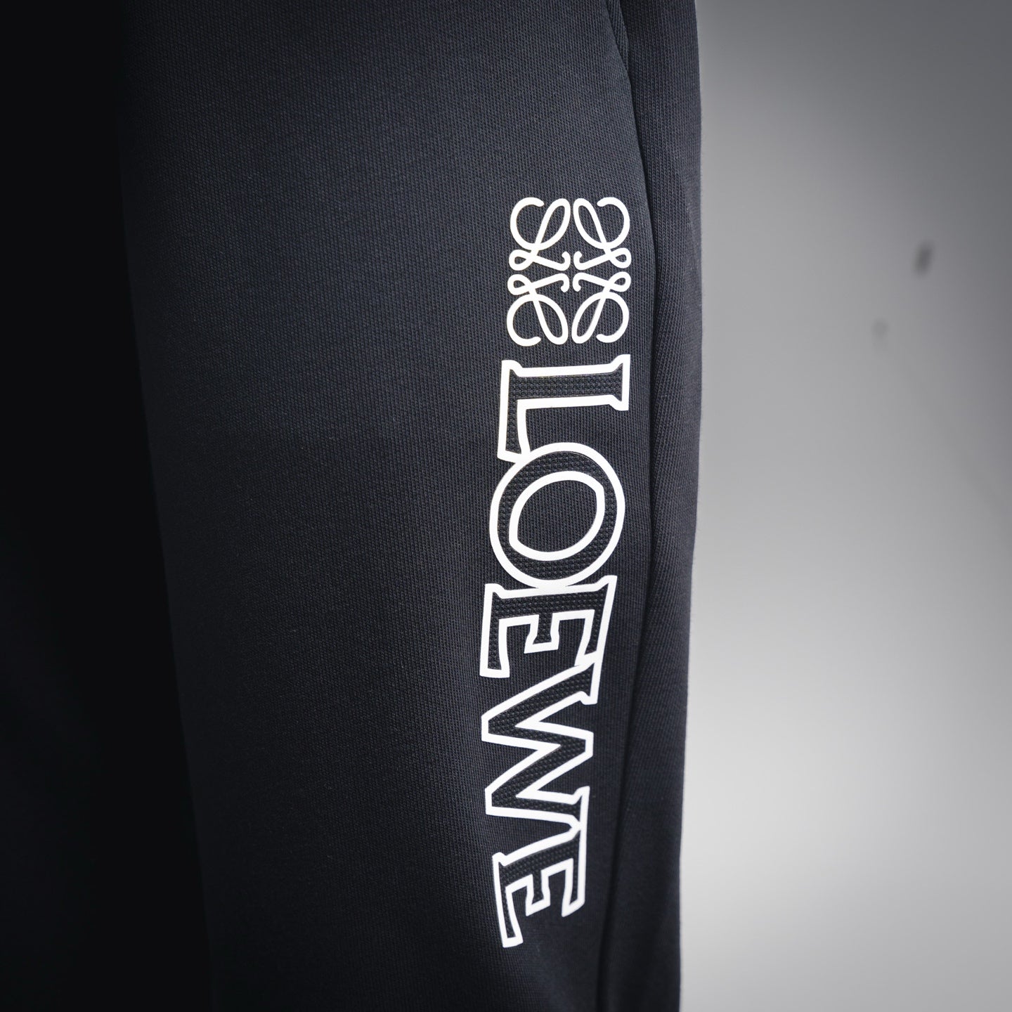 Loe 25fw printed pants