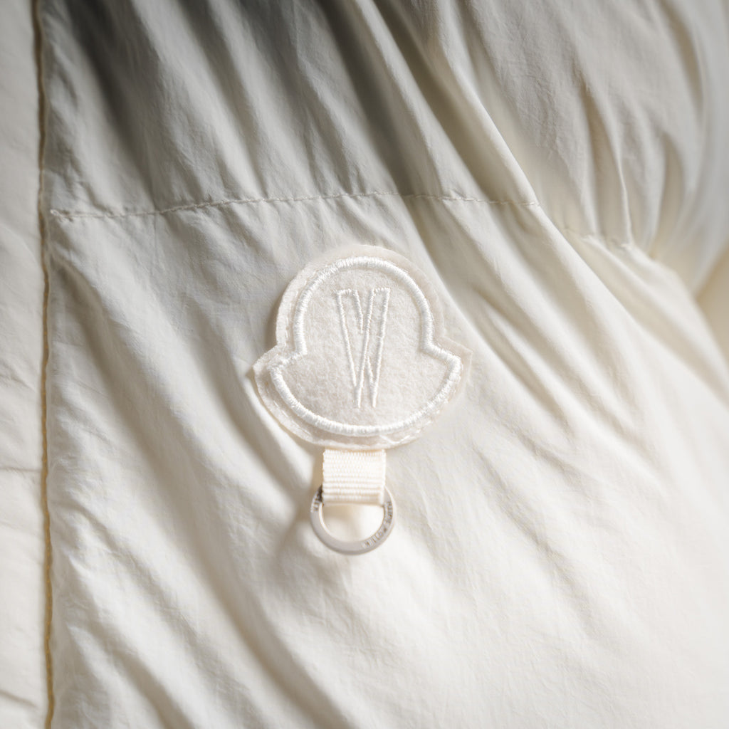 Mon 25fw down jacket