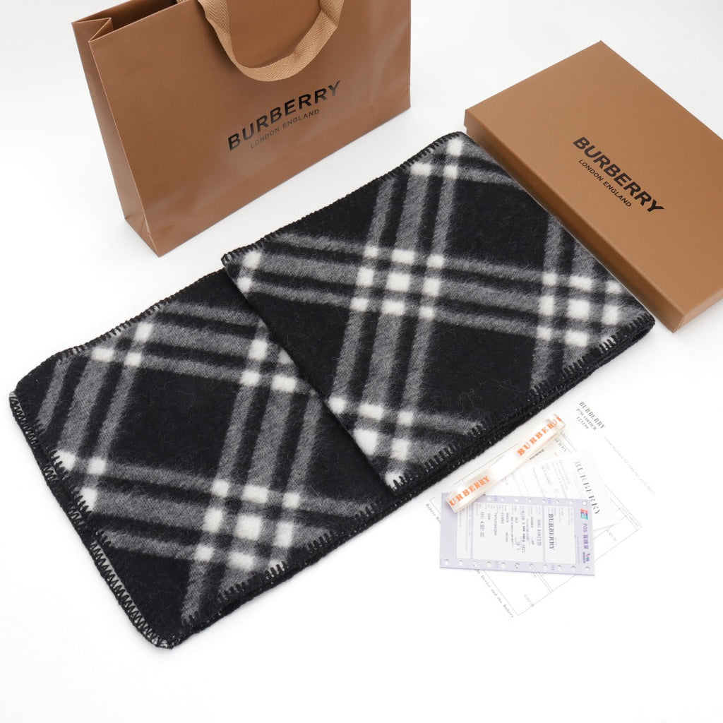 Burbery 25fw leisure scarf