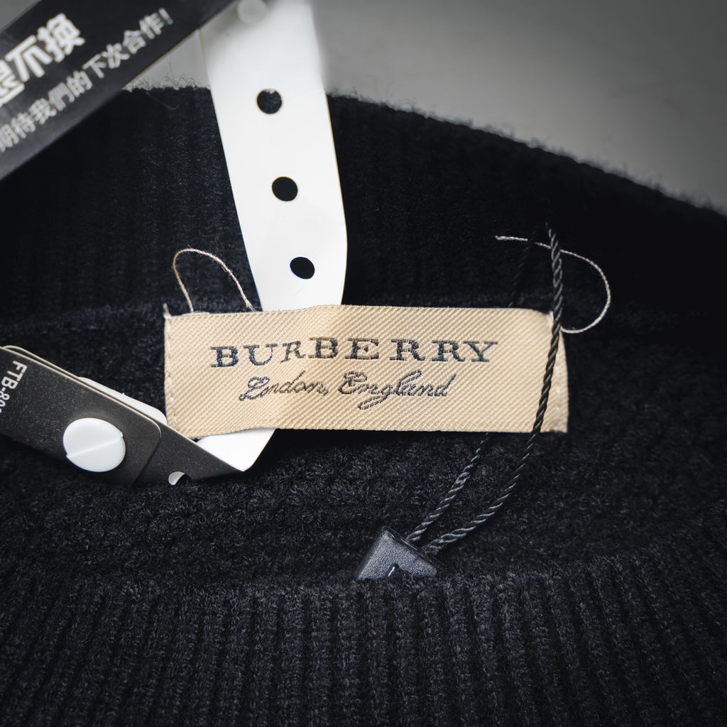 Burbery 25fw splicing sweater