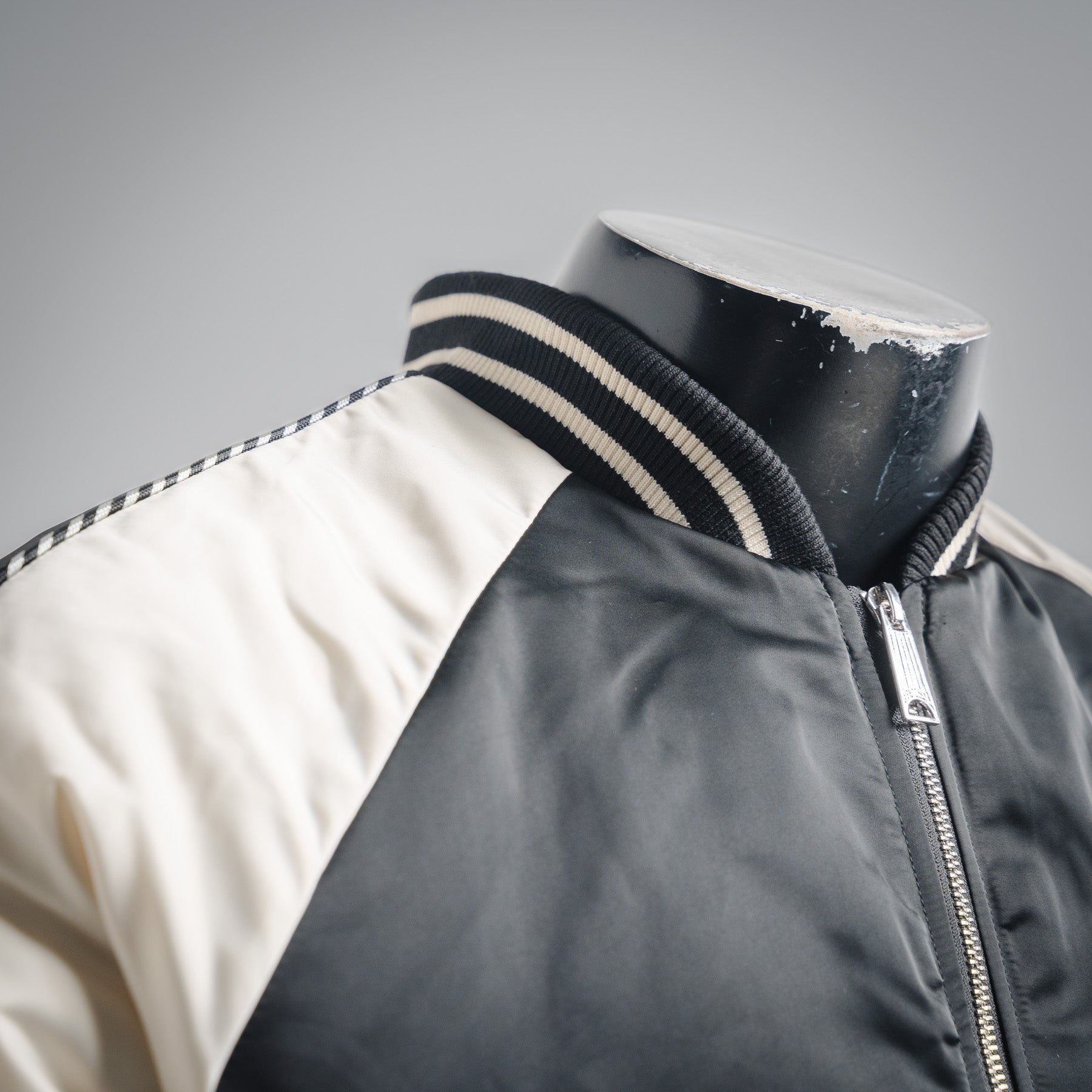 Evis 25fw embroidered jacket