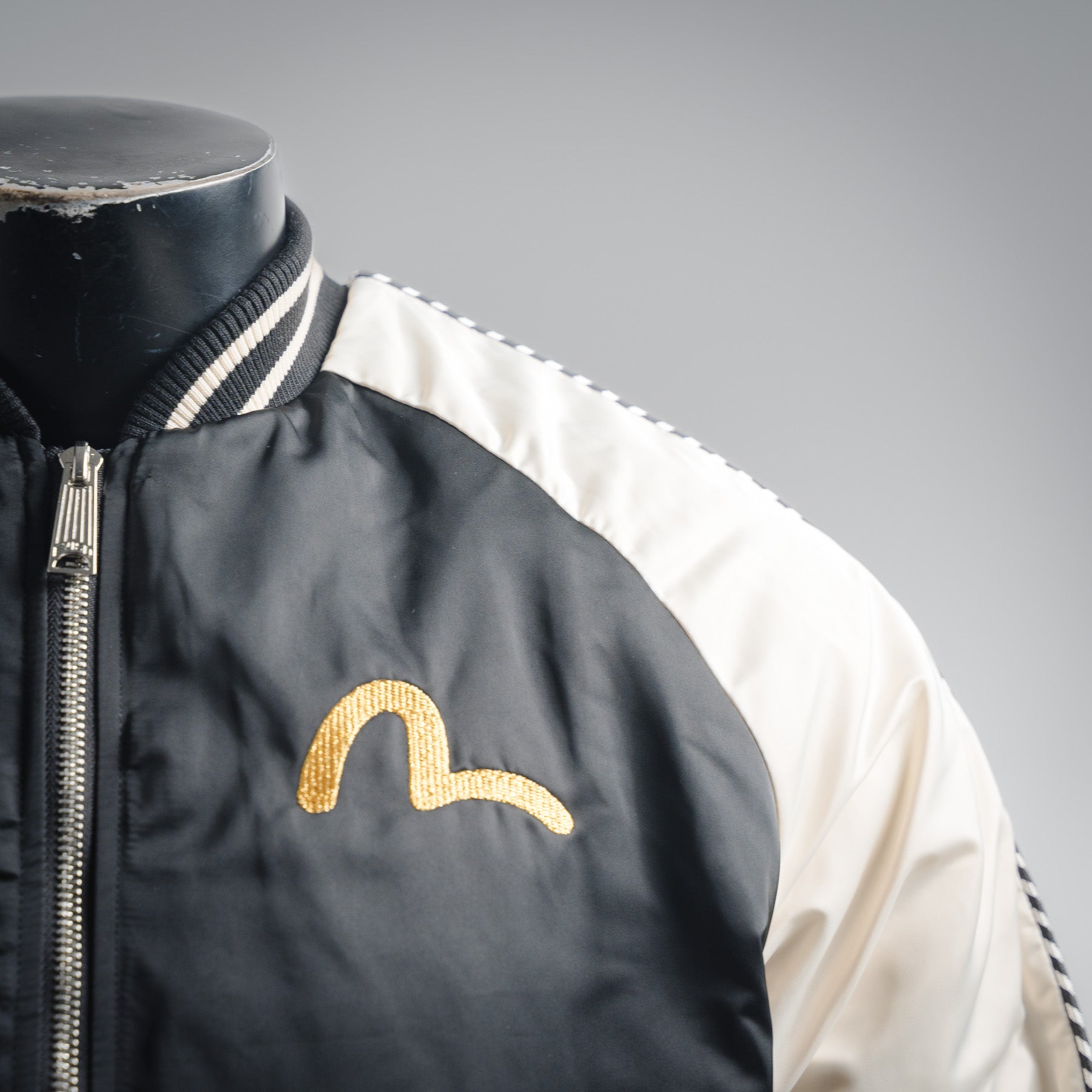 Evis 25fw embroidered jacket