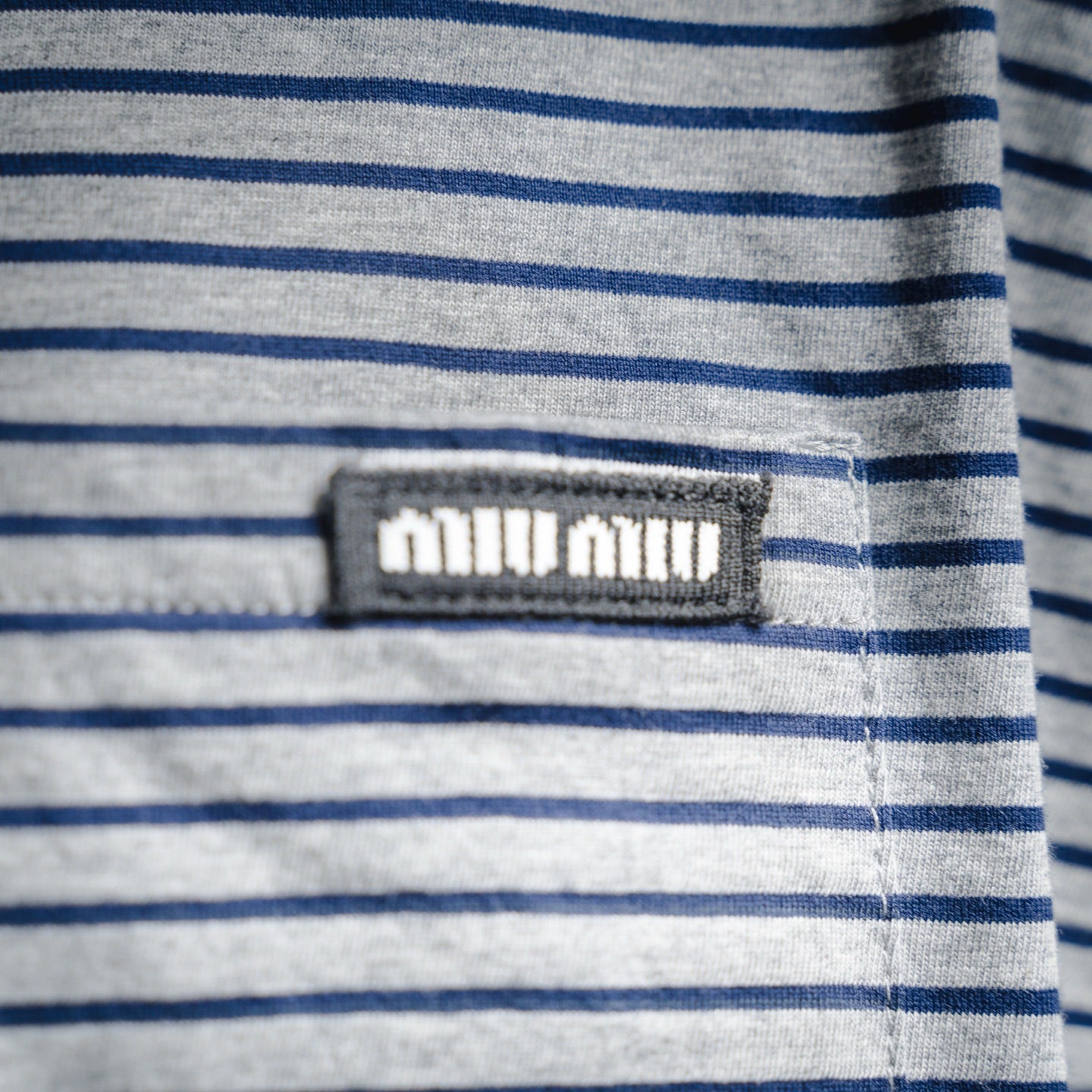 Miu 25fw all-match shirt