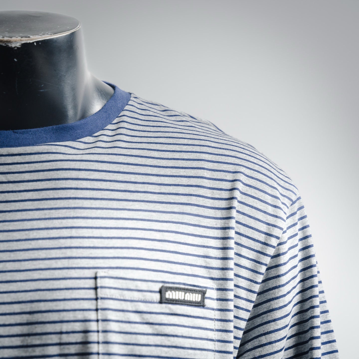 Miu 25fw all-match shirt