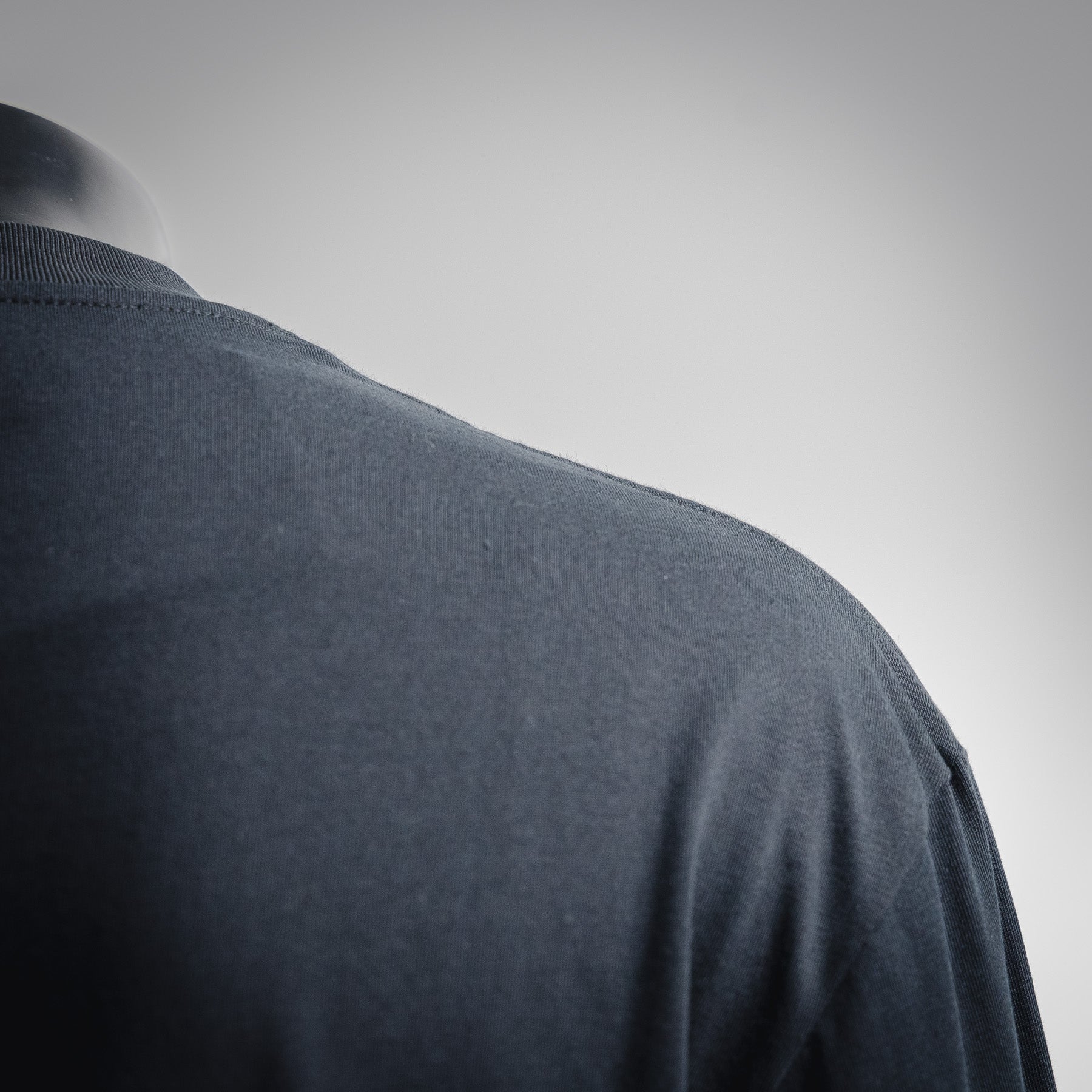 Loe 25fw embroidered shirt