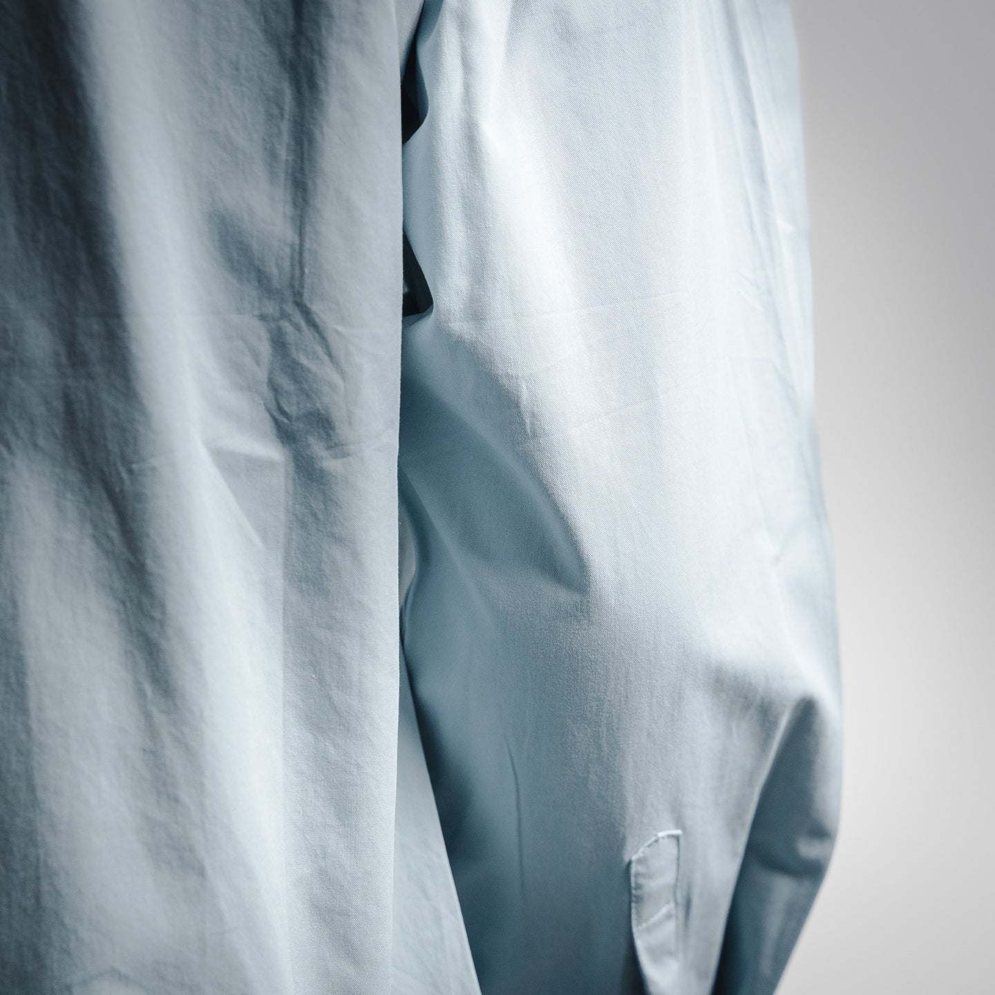 Ami 25fw all-match shirt