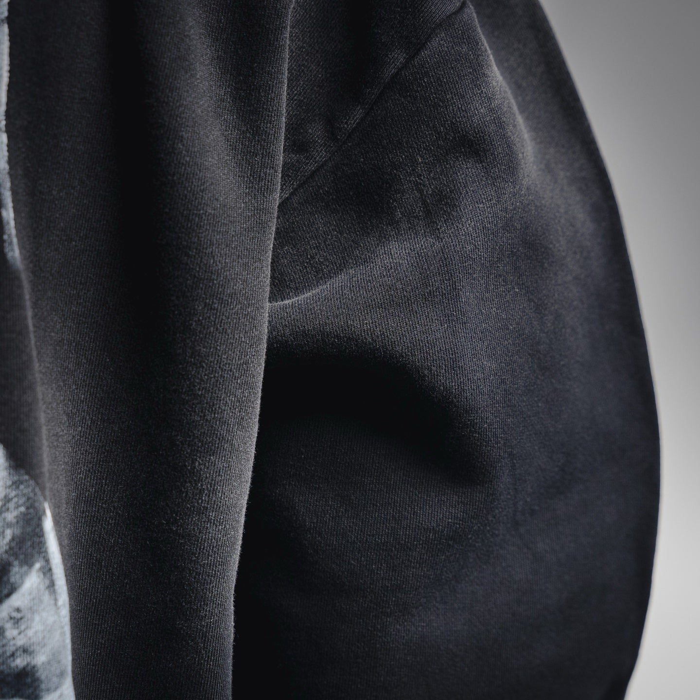 Guc 25fw all-match shirt