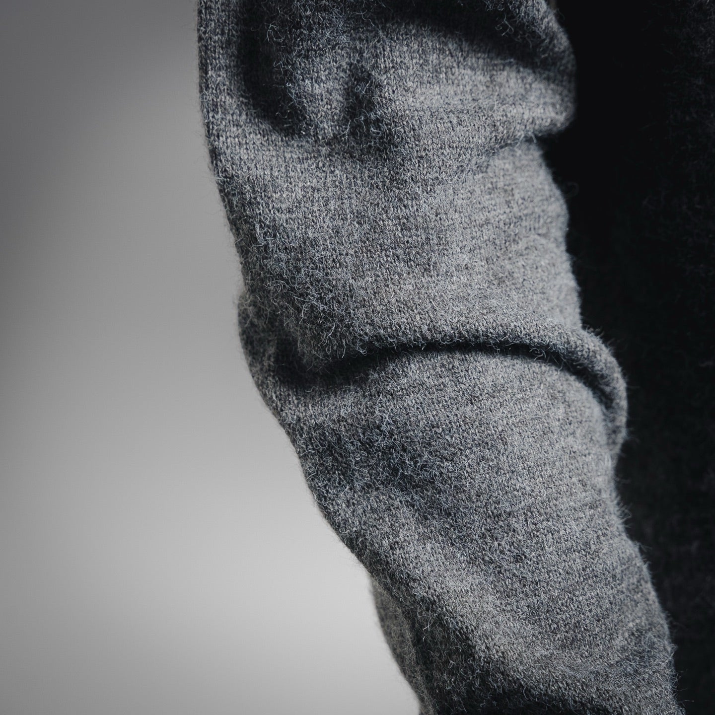 Miu 25fw leisure sweater