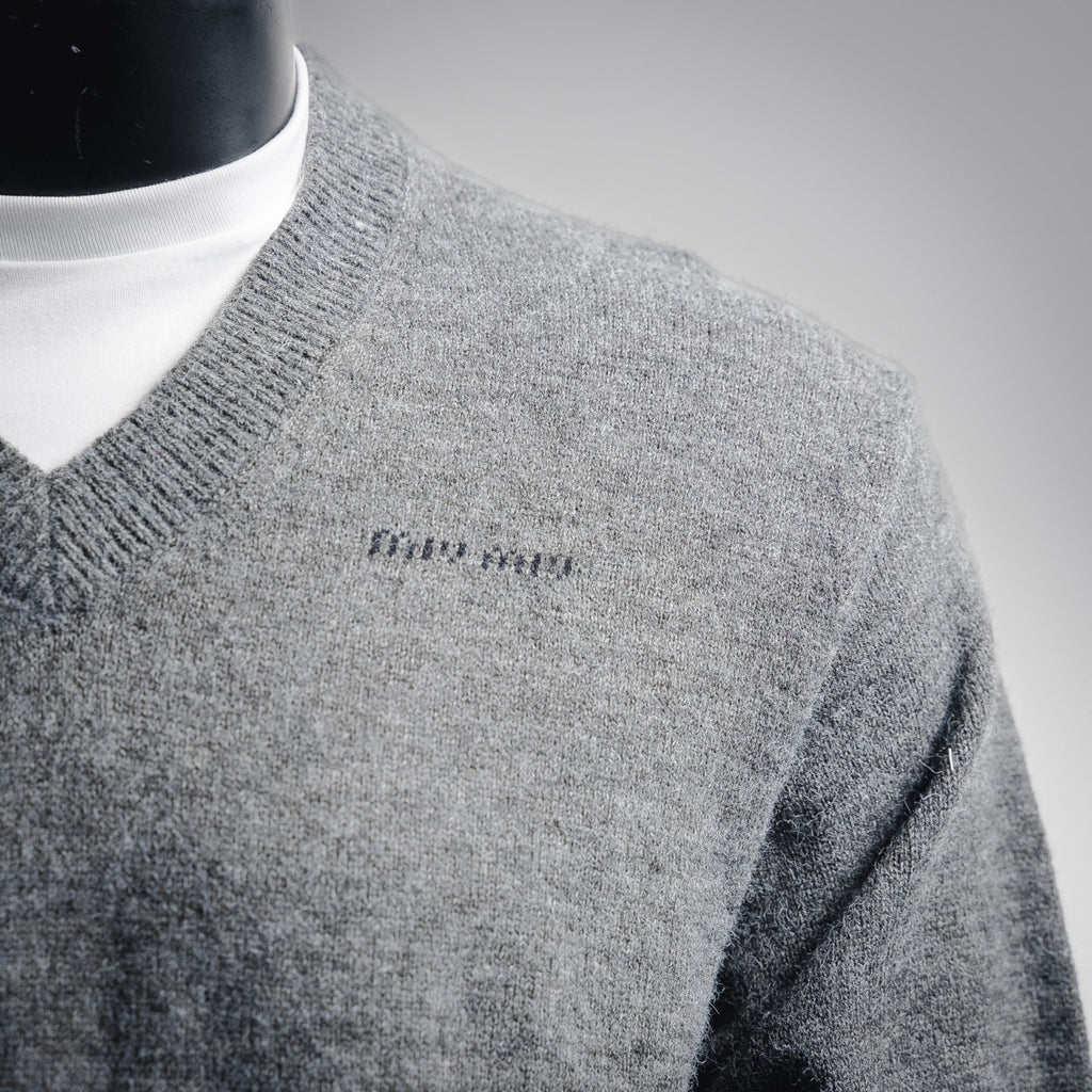 Miu 25fw leisure sweater