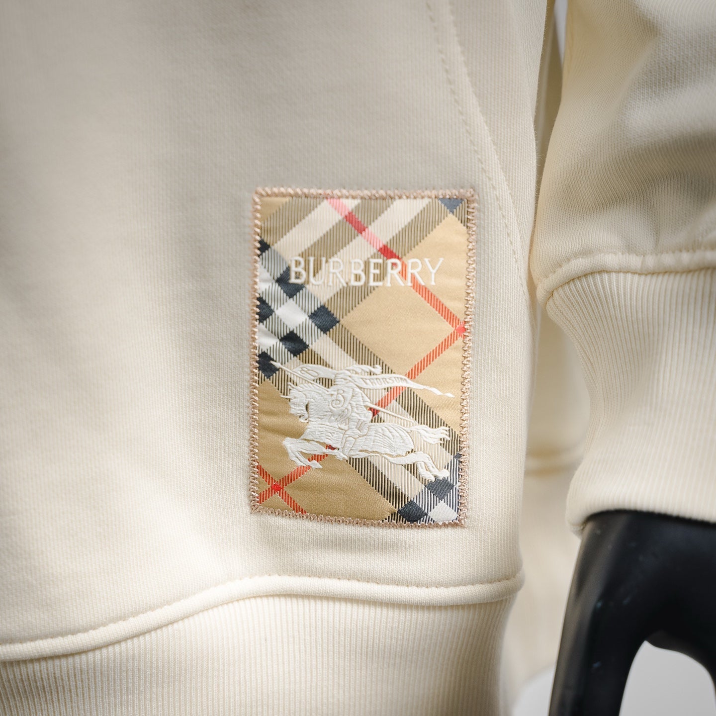 Burbery 25fw embroidered hoodie