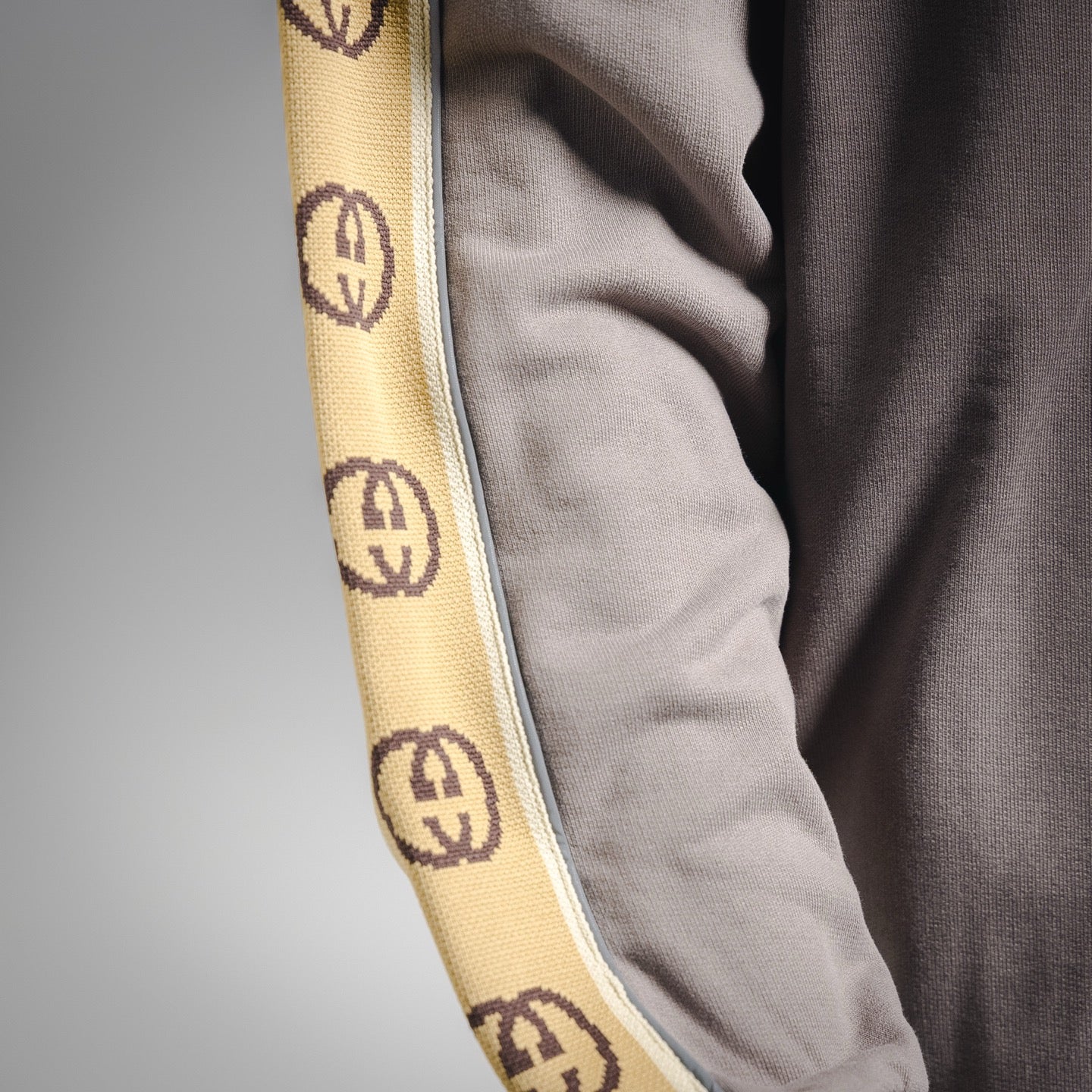 Guc 25fw splicing hoodie