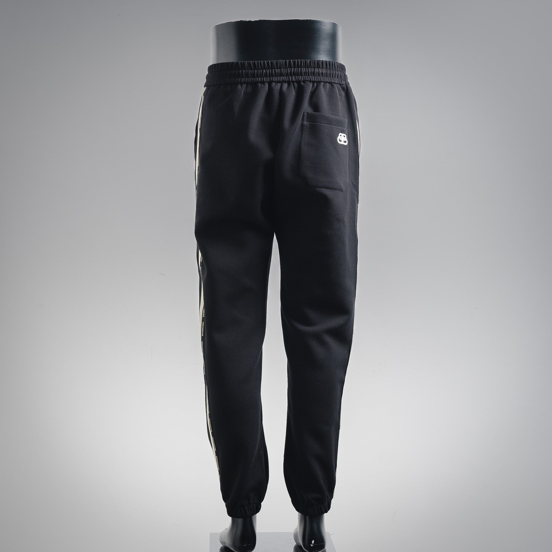 Balen 25fw embroidered pants