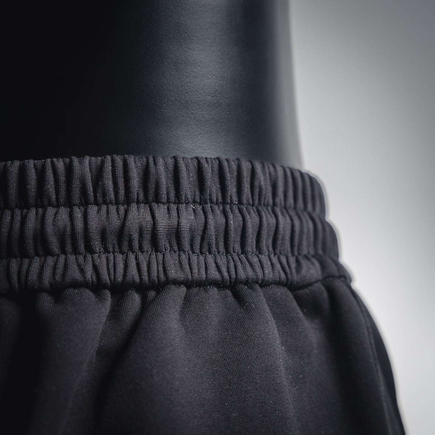 Balen 25fw embroidered pants