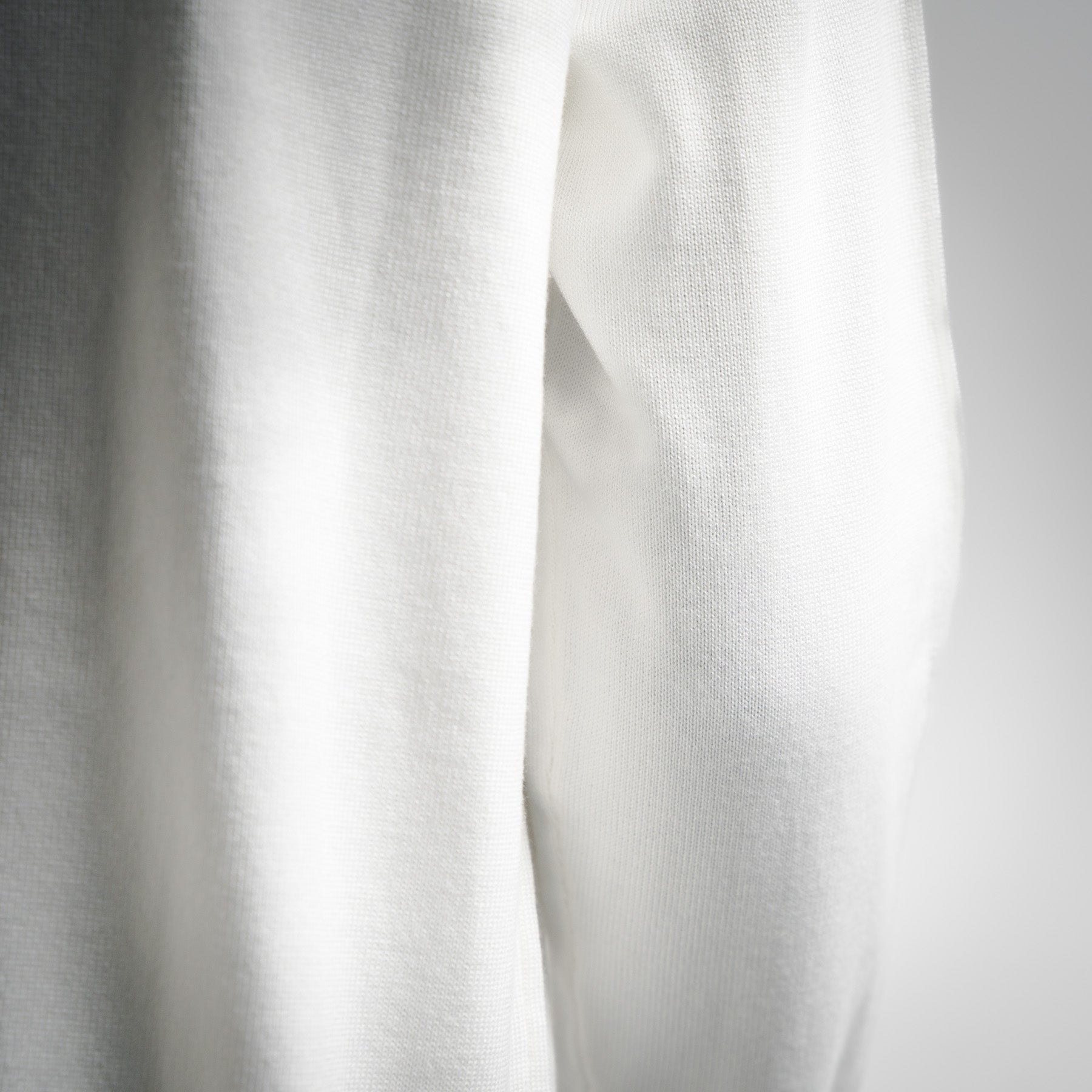 CD 25fw embroidered sweater