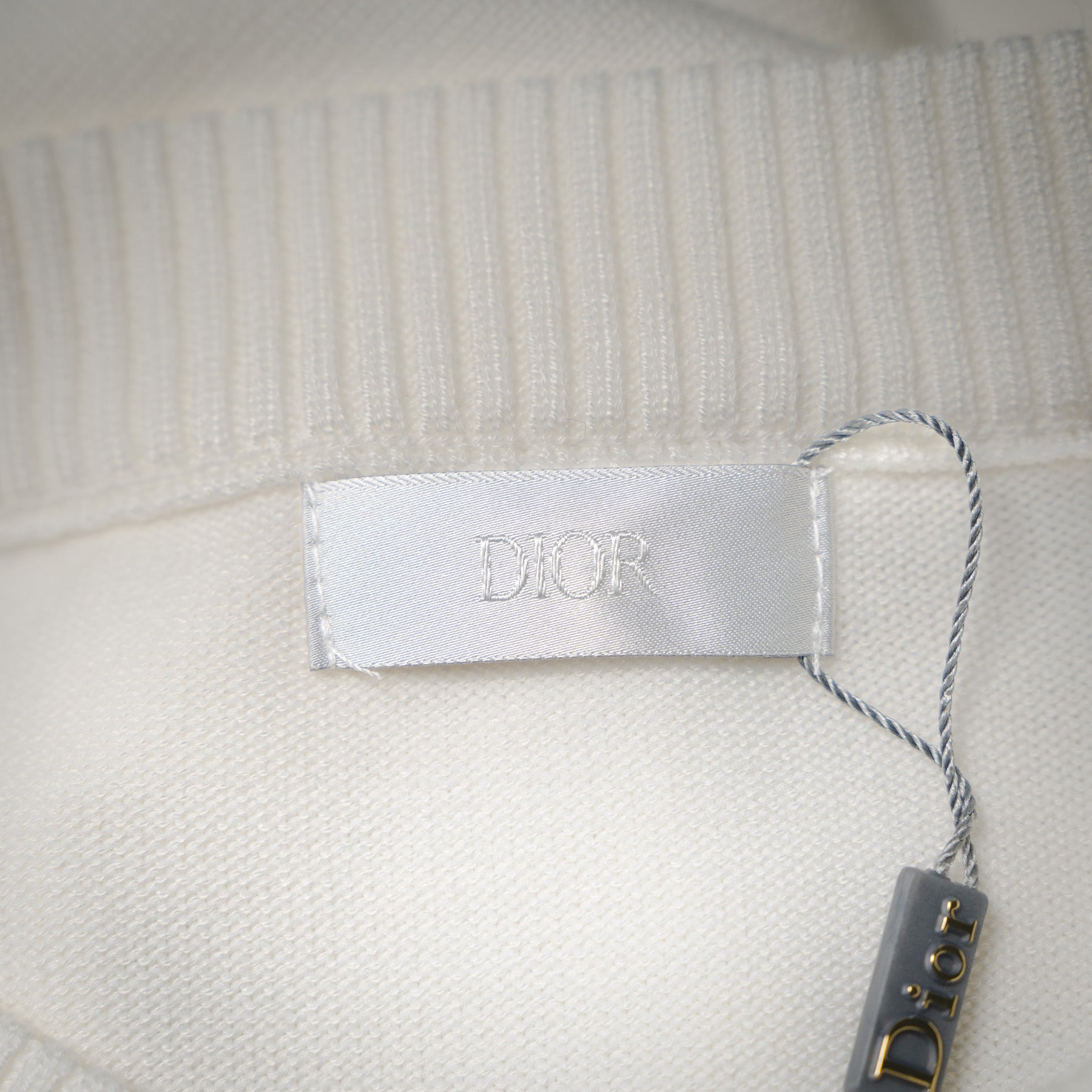 CD 25fw embroidered sweater