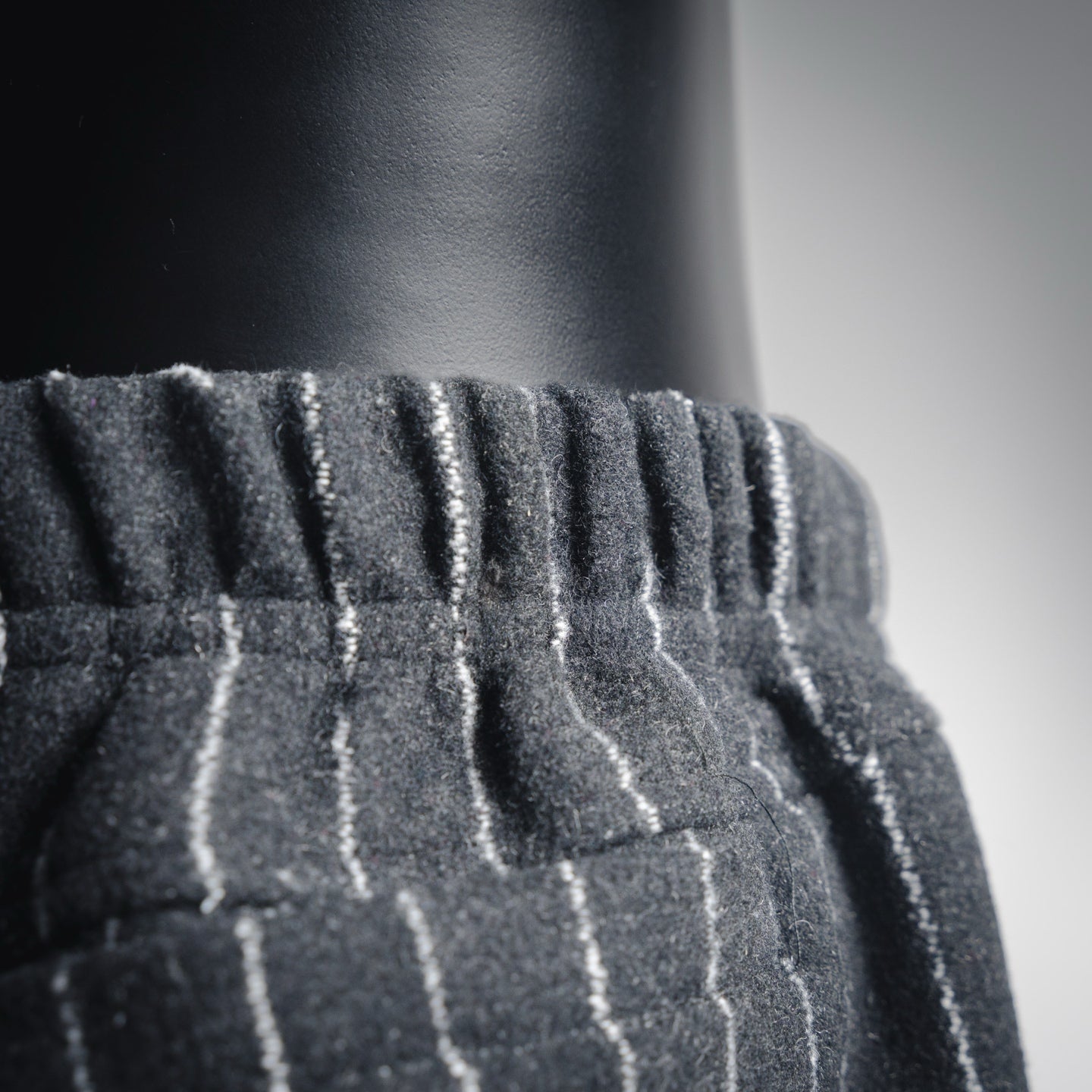 Nik 25fw leisure pants