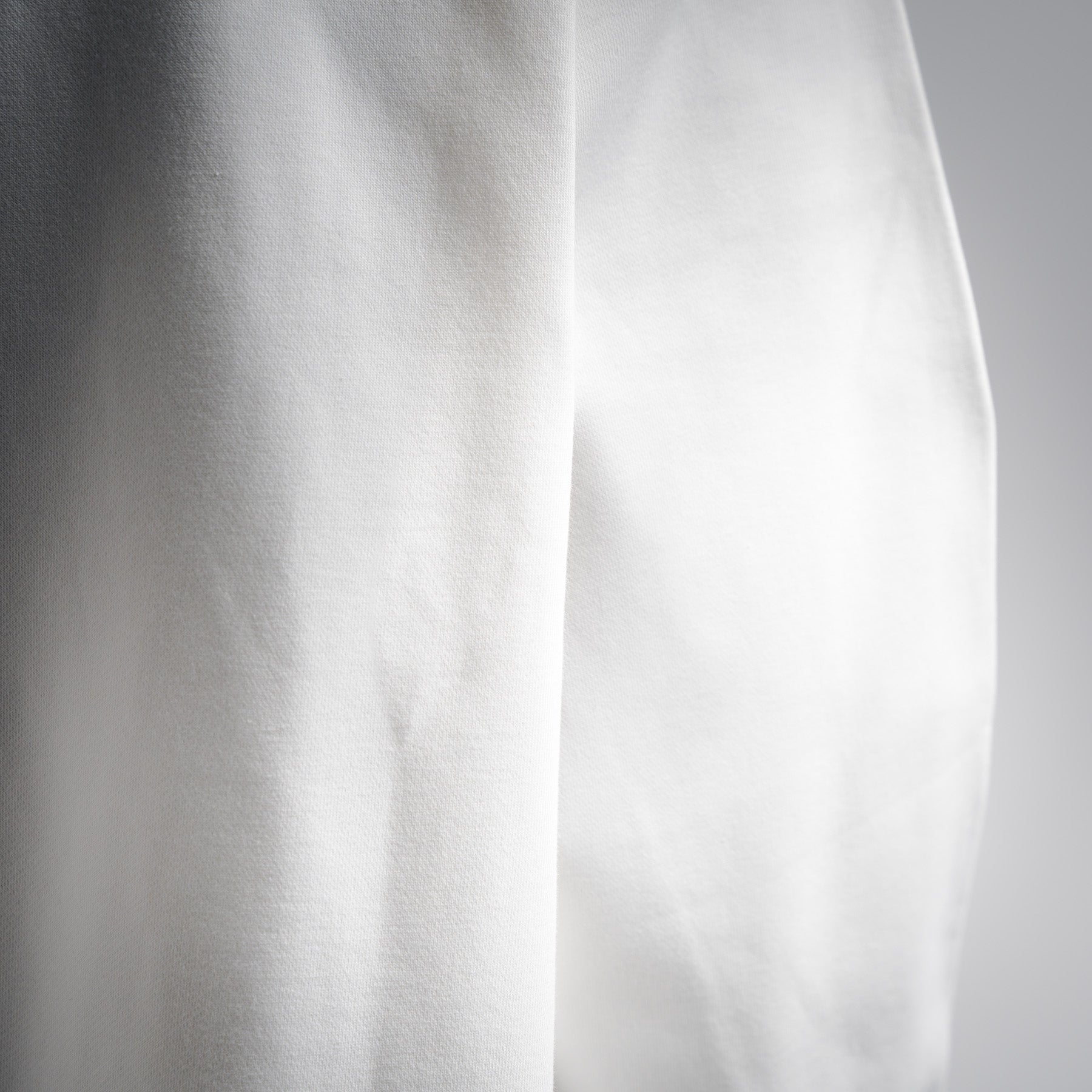 Loe 25fw printed shirt