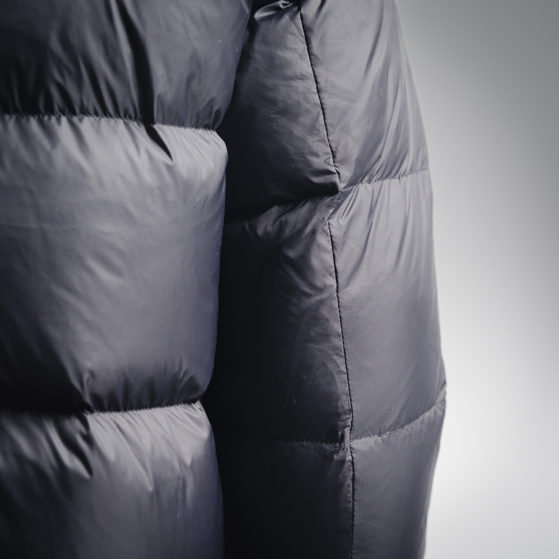 Mon 25fw down jacket