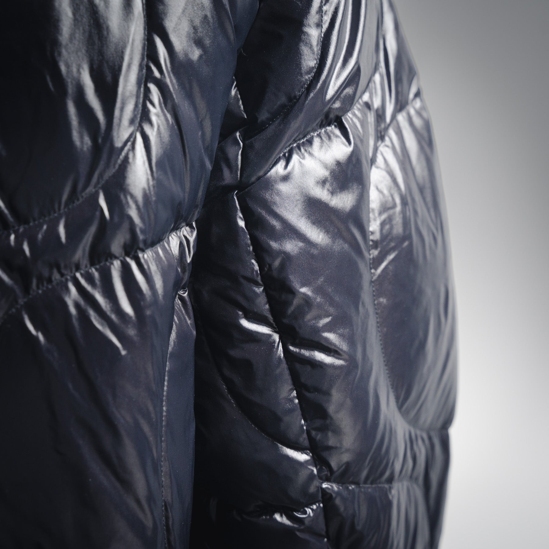 Mon 25fw down jacket