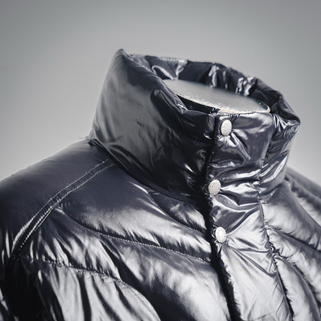 Mon 25fw down jacket