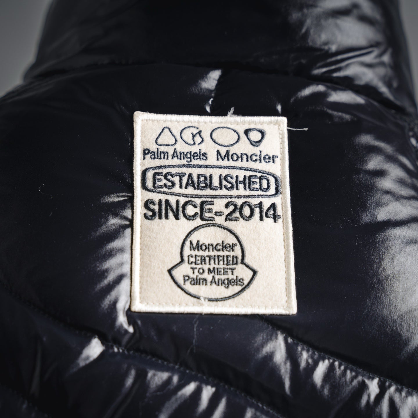 Mon 25fw down jacket