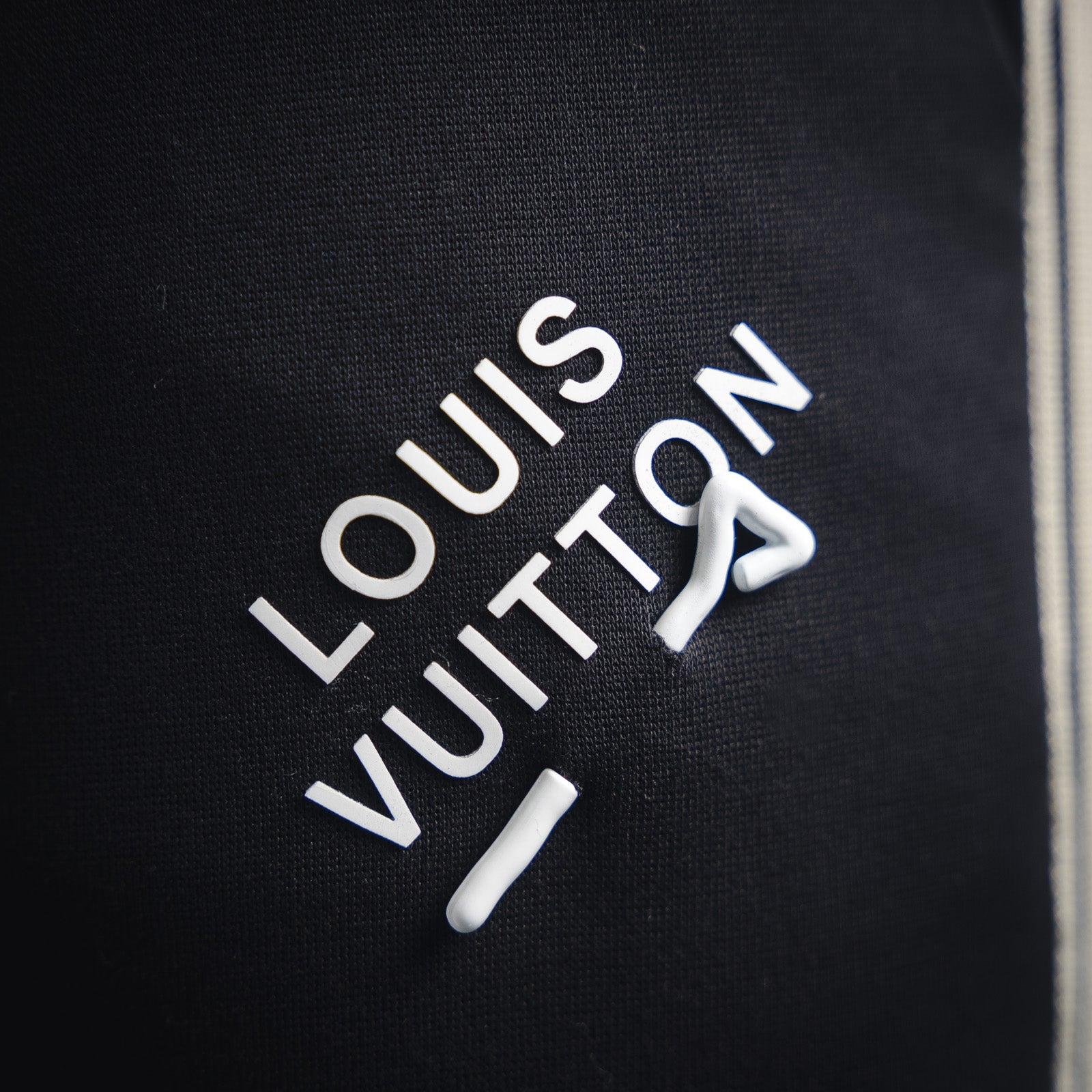 Louis 25fw leisure pants