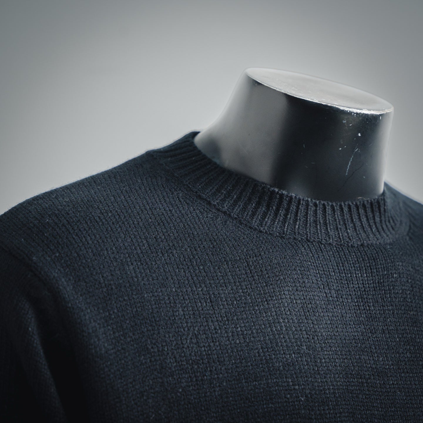 Loe 25fw jacquard sweater