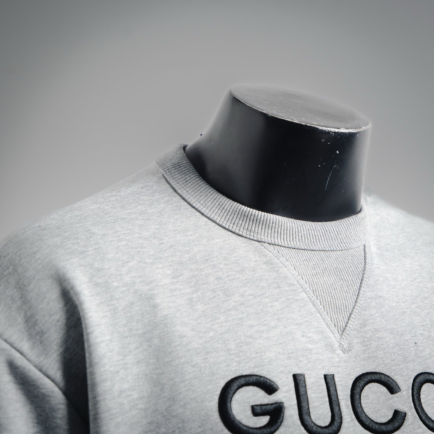 Guc 25fw all-match shirt