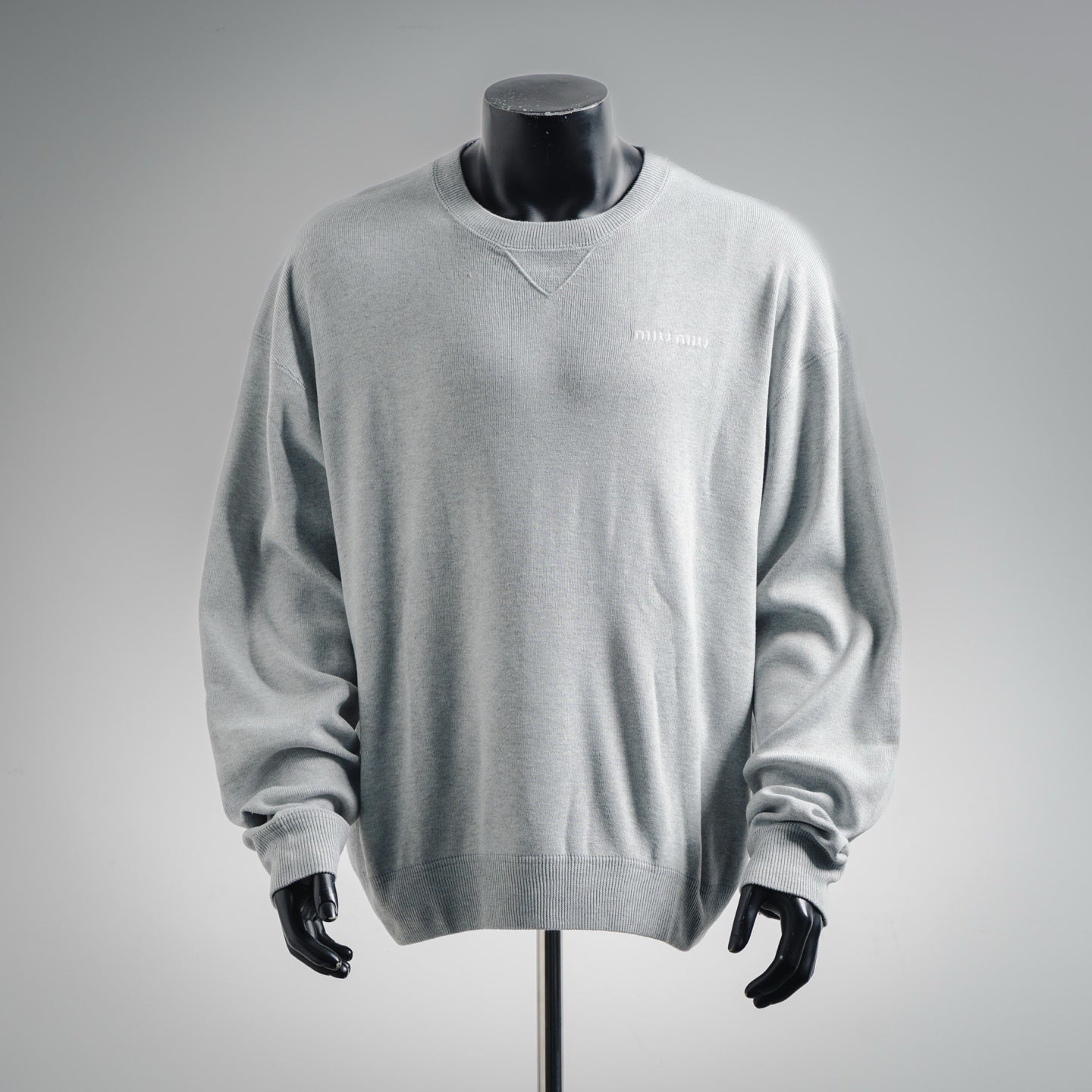 Miu 25fw leisure sweater