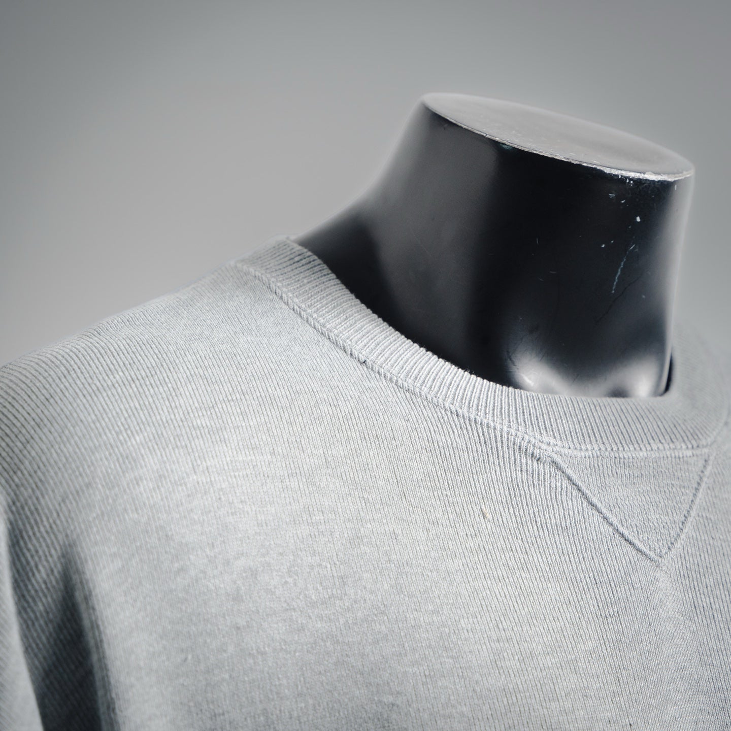 Miu 25fw leisure sweater