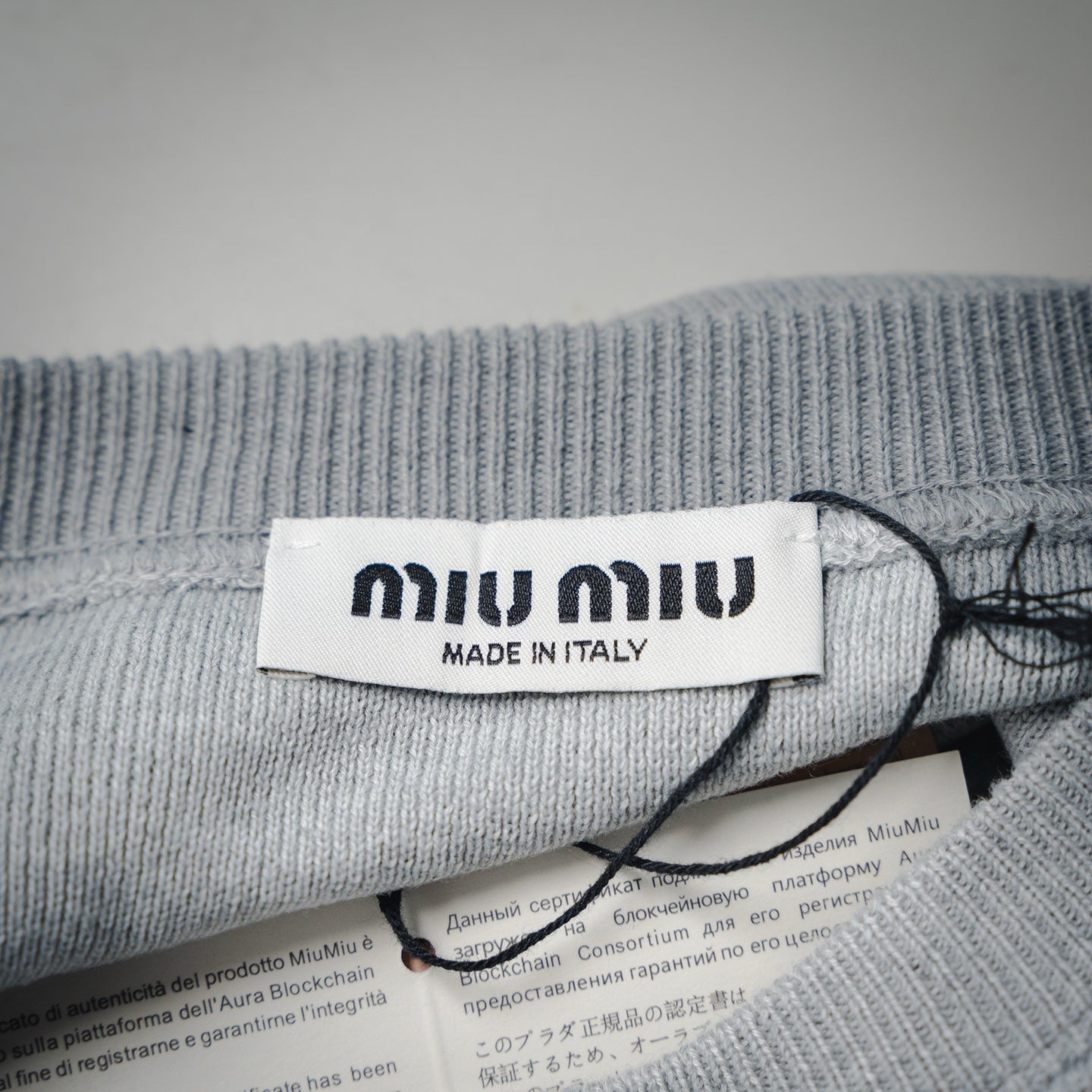 Miu 25fw leisure sweater