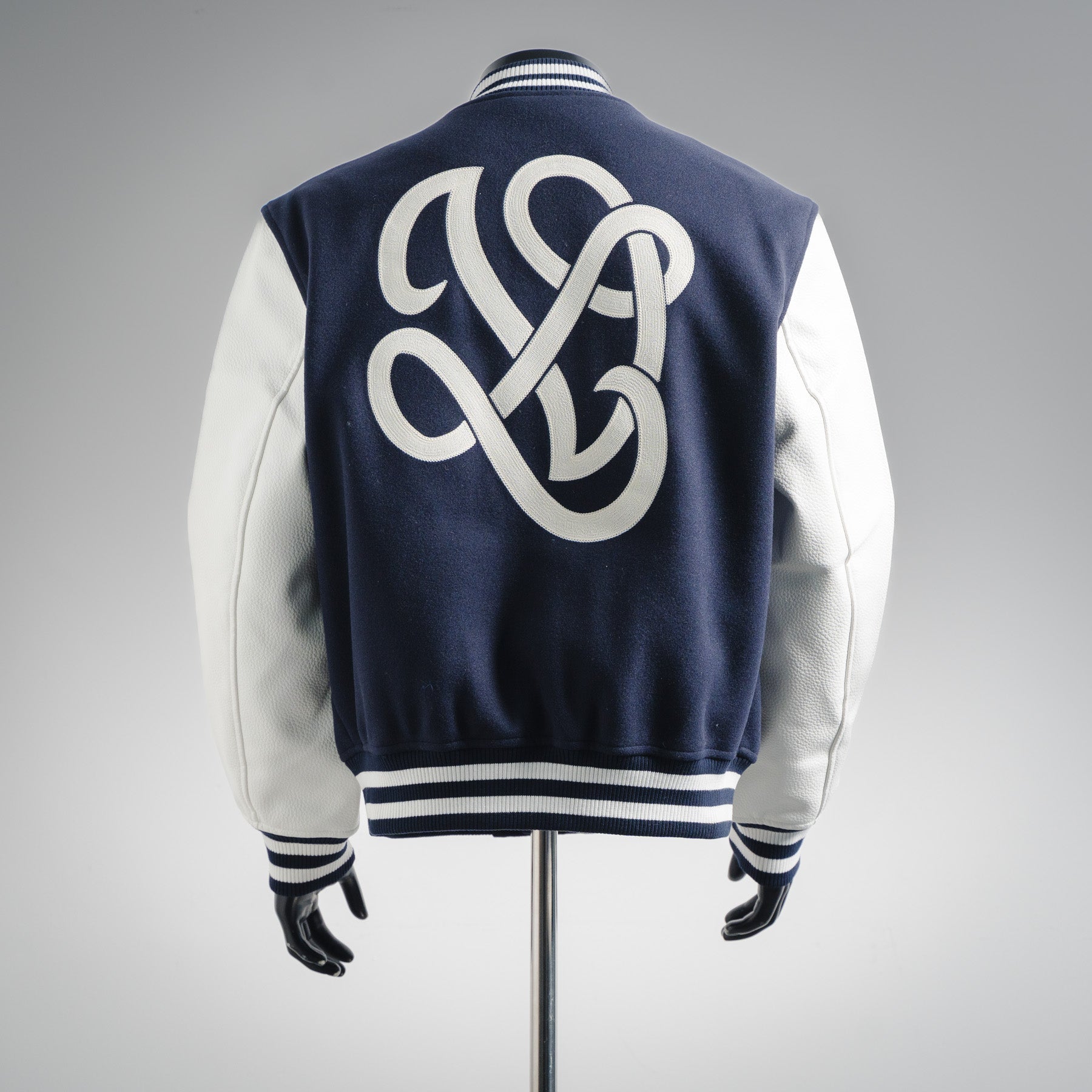 Louis 25fw embroidered jacket