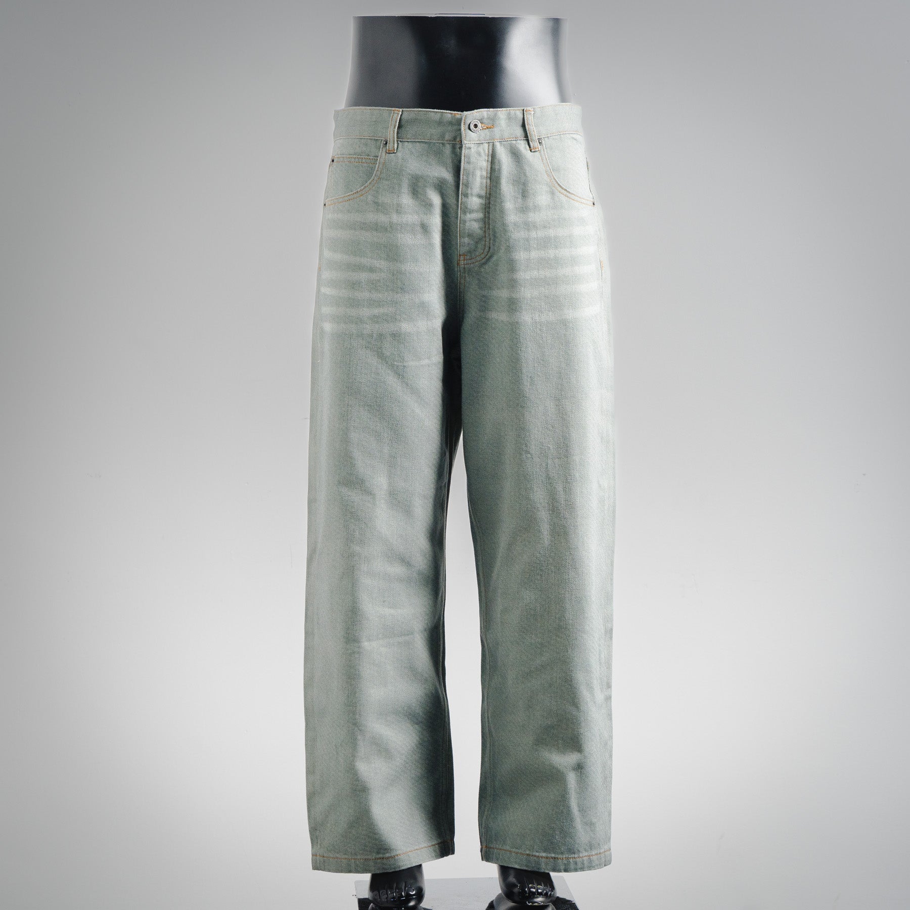 Loe 25fw leisure jeans
