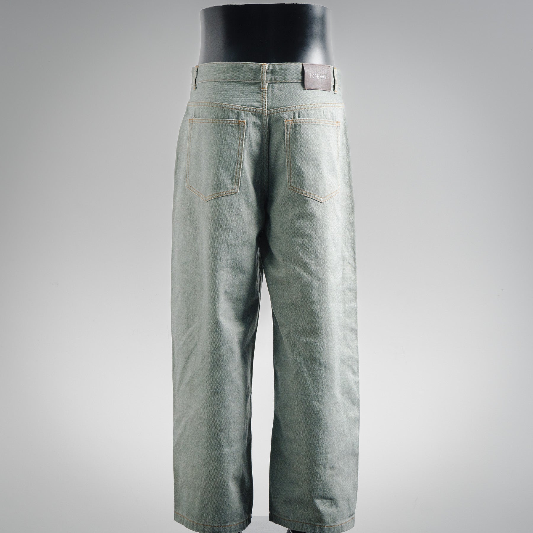 Loe 25fw leisure jeans