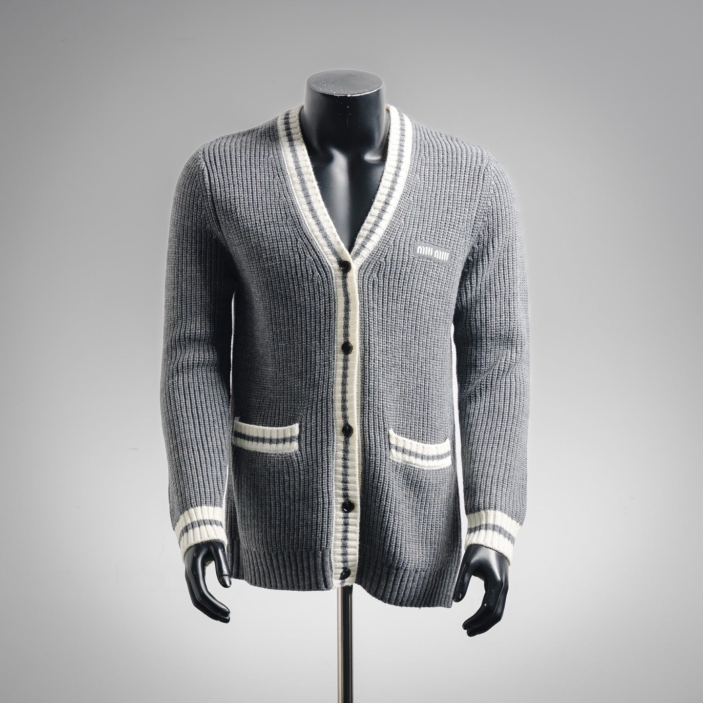 Miu 25fw leisure cardigan